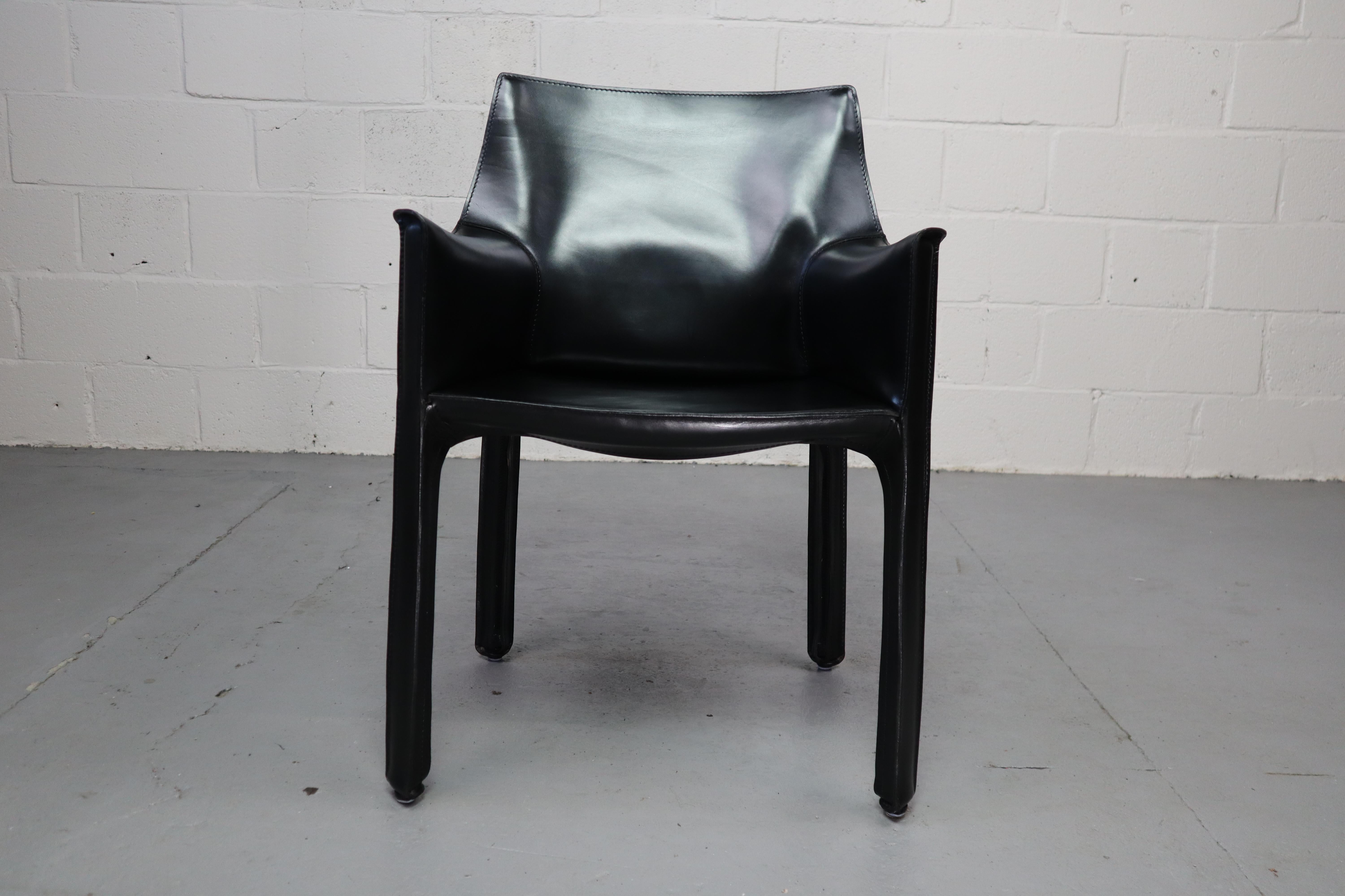 Italian Cab 413 armchairs in black leather by Mario Bellini for Cassina