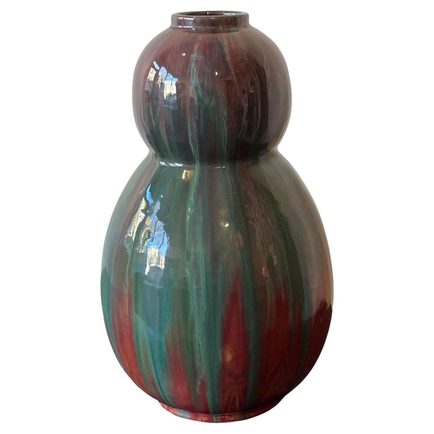 CAB Vase