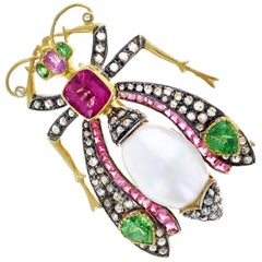 Cabachon Opal Silver Bee Pin