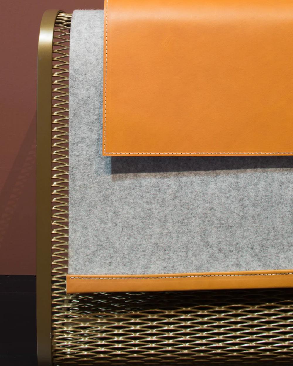 Caballito Blanco lungo bench, designed by Nestor Perkal and manufactured by Oscar Maschera, features a steel mesh with high-integrity thermoset epoxy powder coating. Seat cover is available in leather-suede or leather-fabric