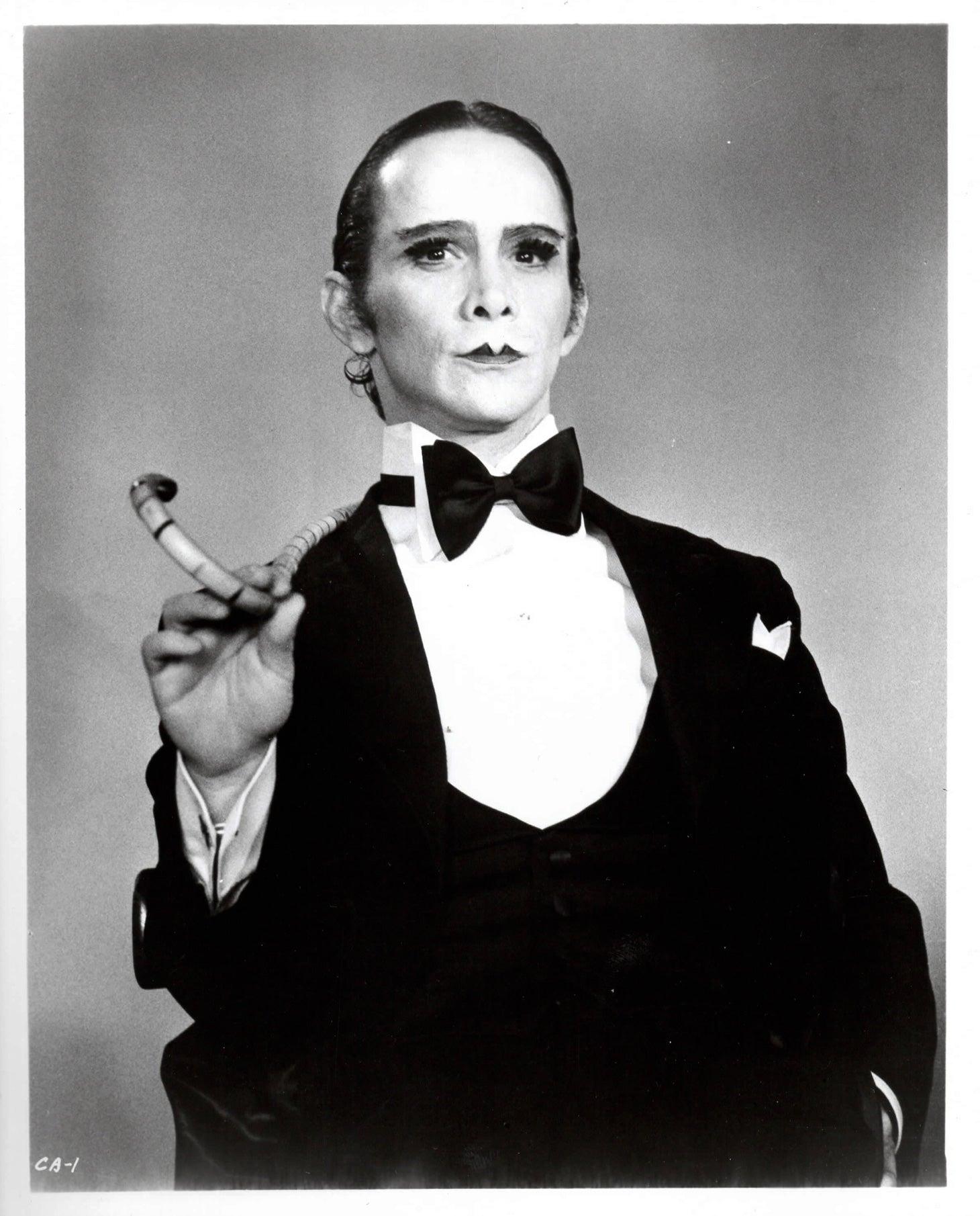 Cabaret 1972 Pressewerbung Film Filmstill gerahmt im Zustand „Hervorragend“ im Angebot in Bath, Somerset