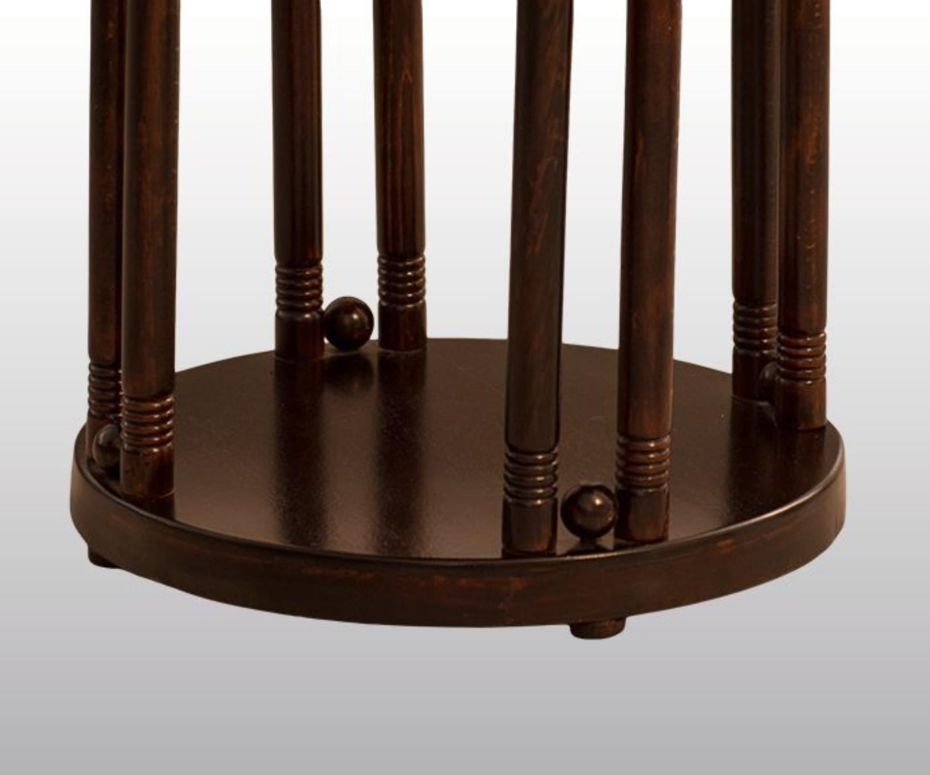 Cabaret Fledermaus Josef Hoffmann Mesa de Jacob and Josef Kohn, 1905 Hecho a mano en venta