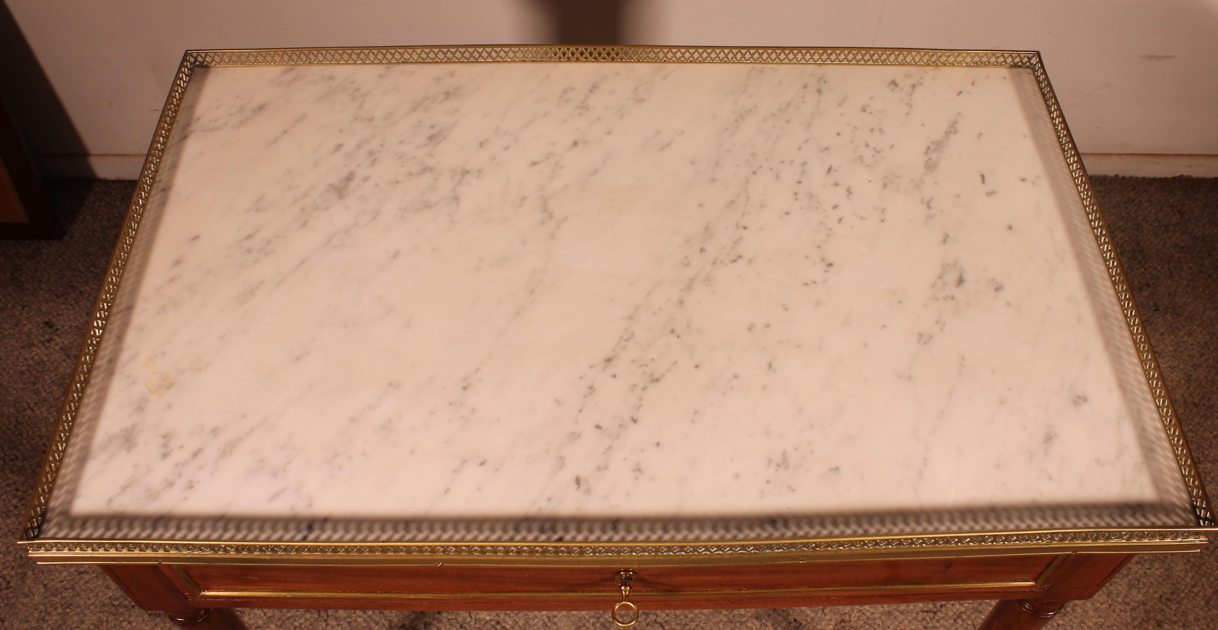 Cabaret Table In Cuban Mahogany, Louis XVI Period en vente 5