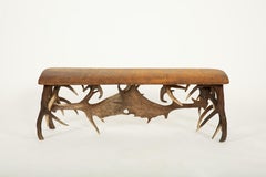 Cabine Chic : Banc en bois de cerf avec siège en cuir