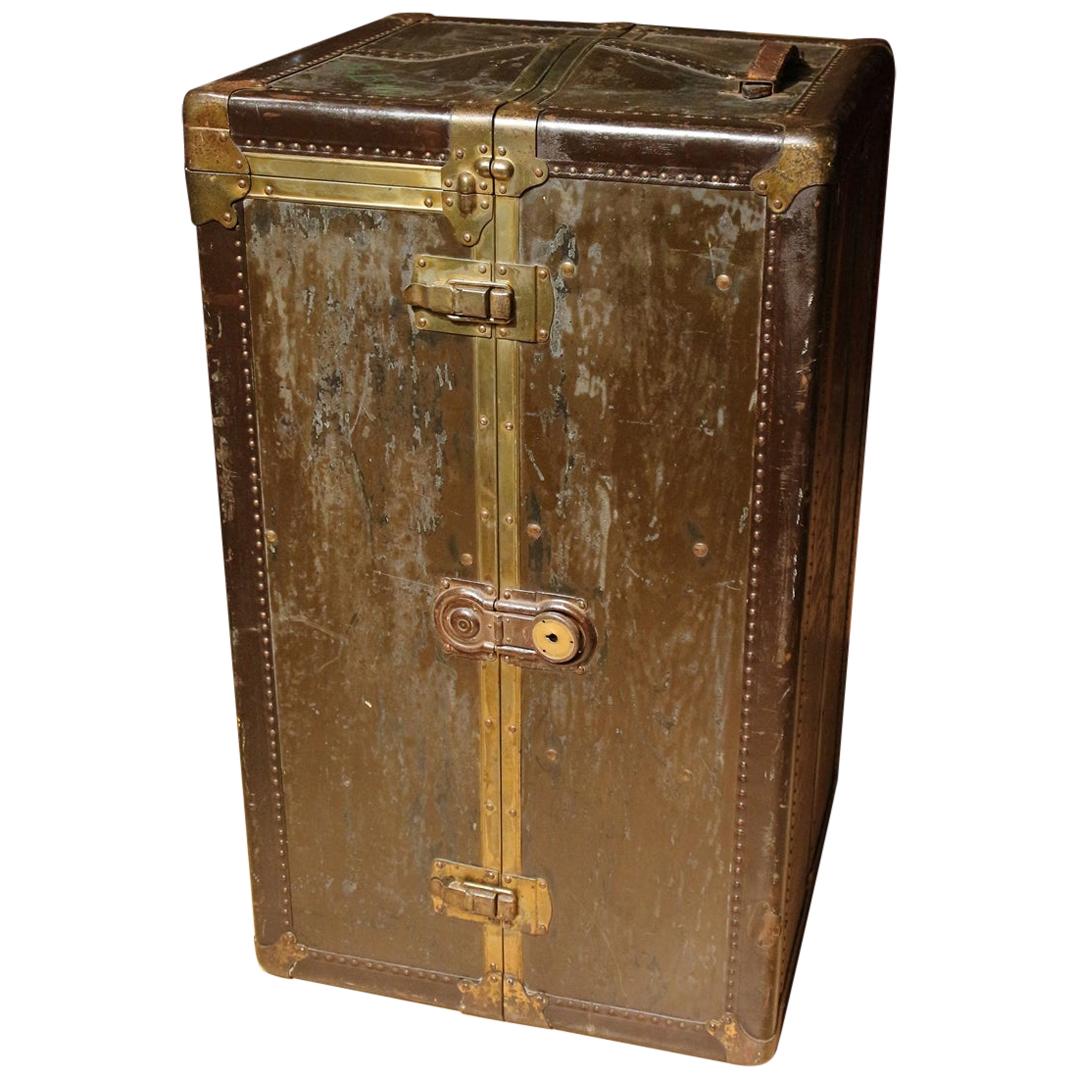 Cabin Trunk from the 1930s For Sale