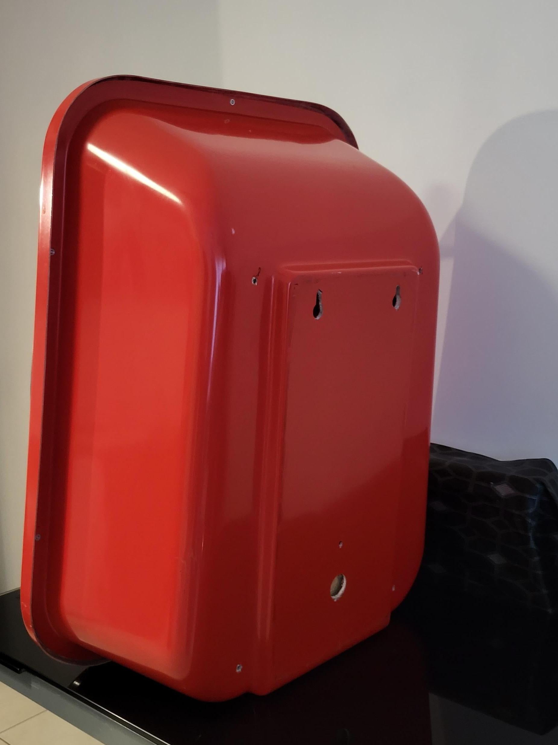 Plastic Cabine téléphonique insonorisé PIL en plastique rouge Francaise 1980 For Sale