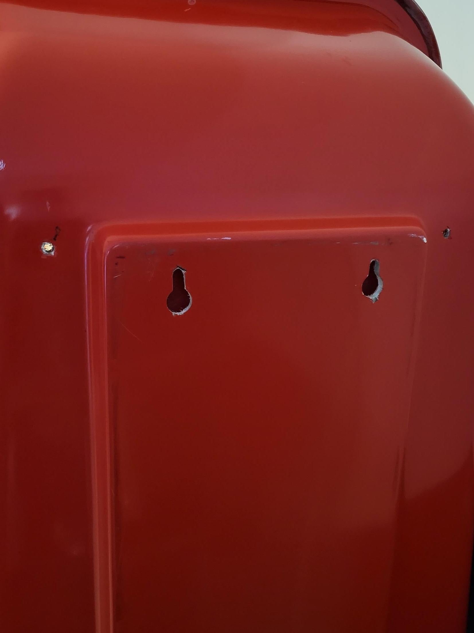 Cabine téléphonique insonorisé PIL en plastique rouge Francaise 1980 For Sale 1