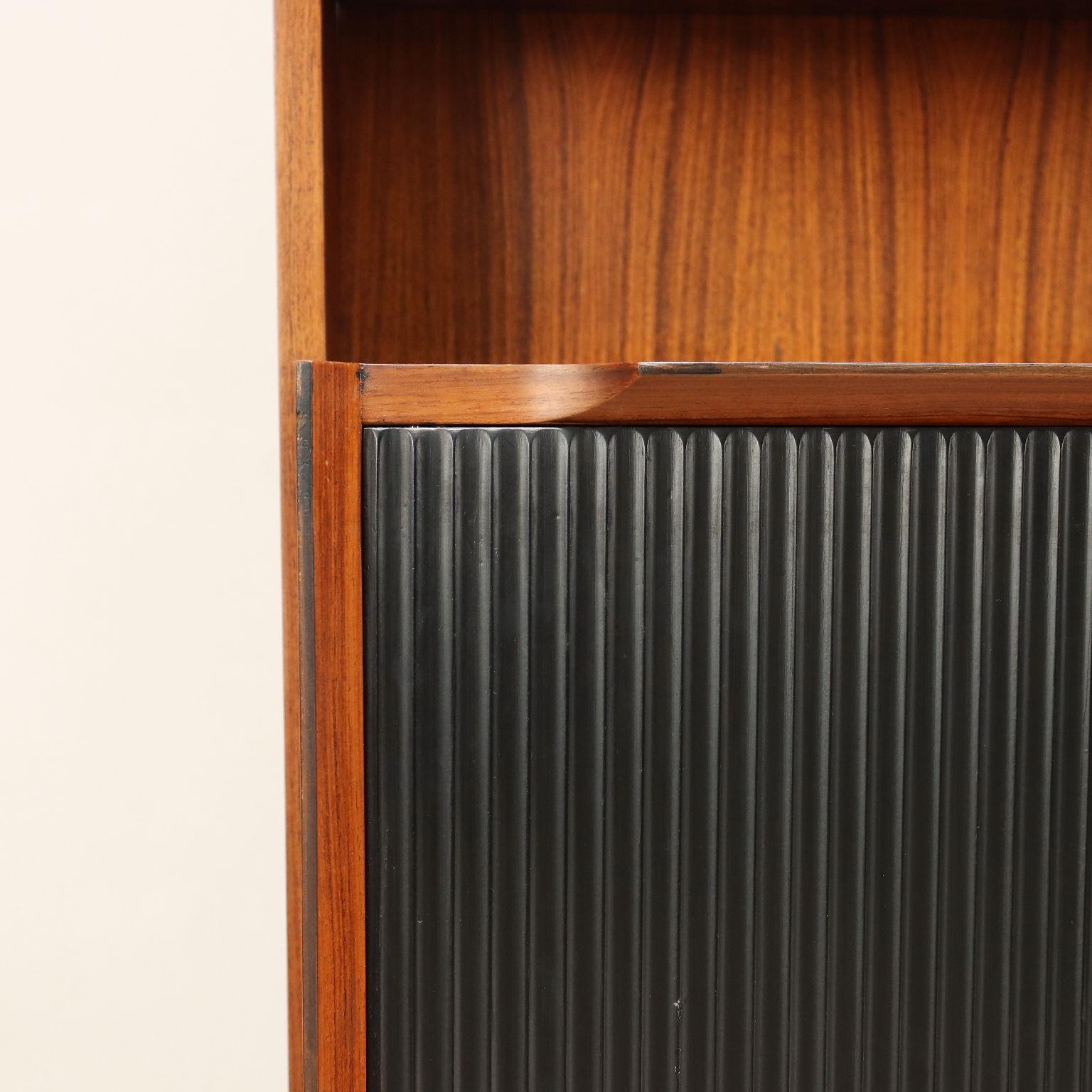 Milieu du XXe siècle Armoire, années 1960