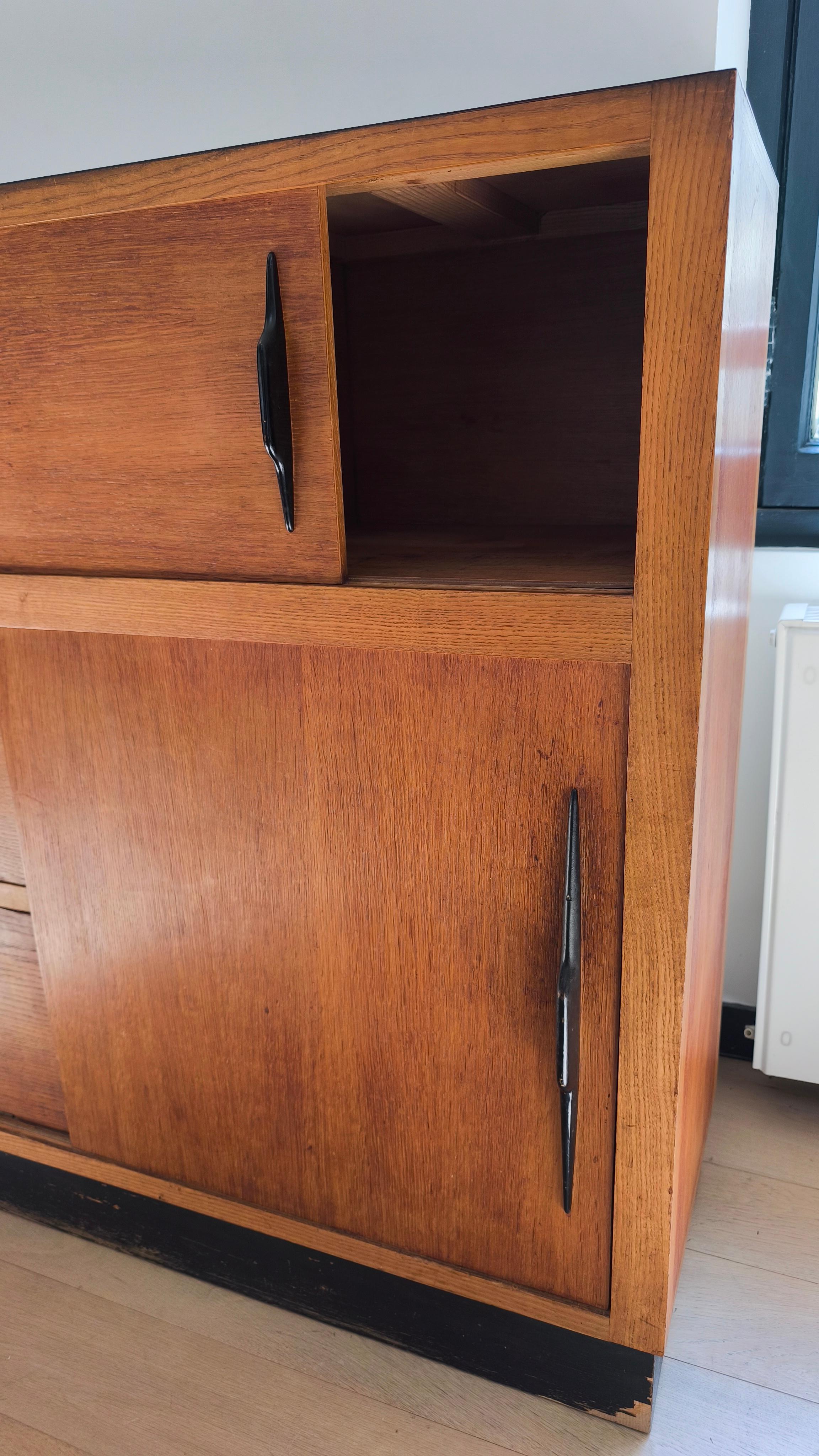 Cabinet 50s reminds Works of Charlotte Perriand, Le Corbusier, Jean Prouvé For Sale 4