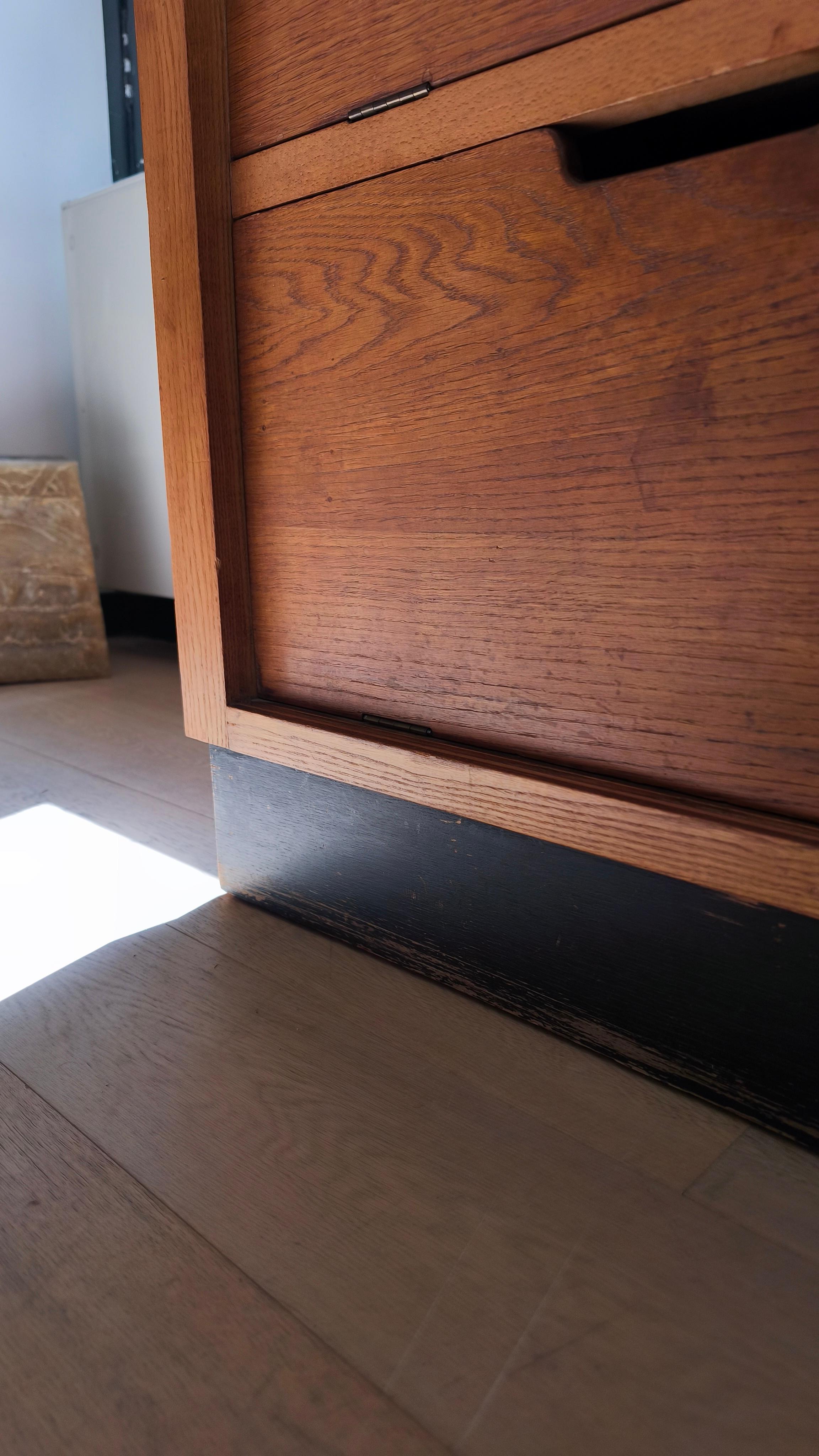 Cabinet 50s reminds Works of Charlotte Perriand, Le Corbusier, Jean Prouvé For Sale 7