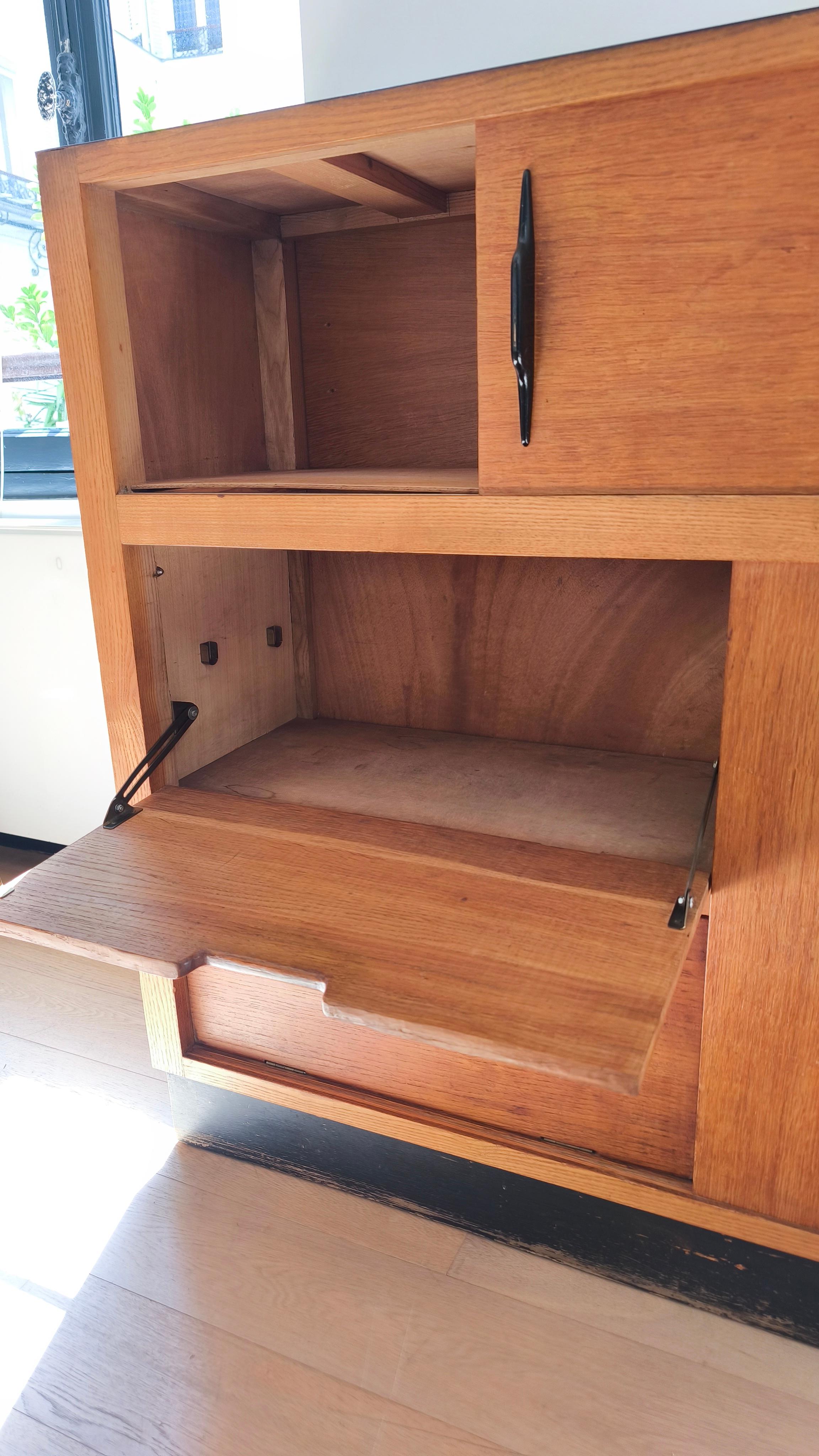 Cabinet 50s reminds Works of Charlotte Perriand, Le Corbusier, Jean Prouvé For Sale 10