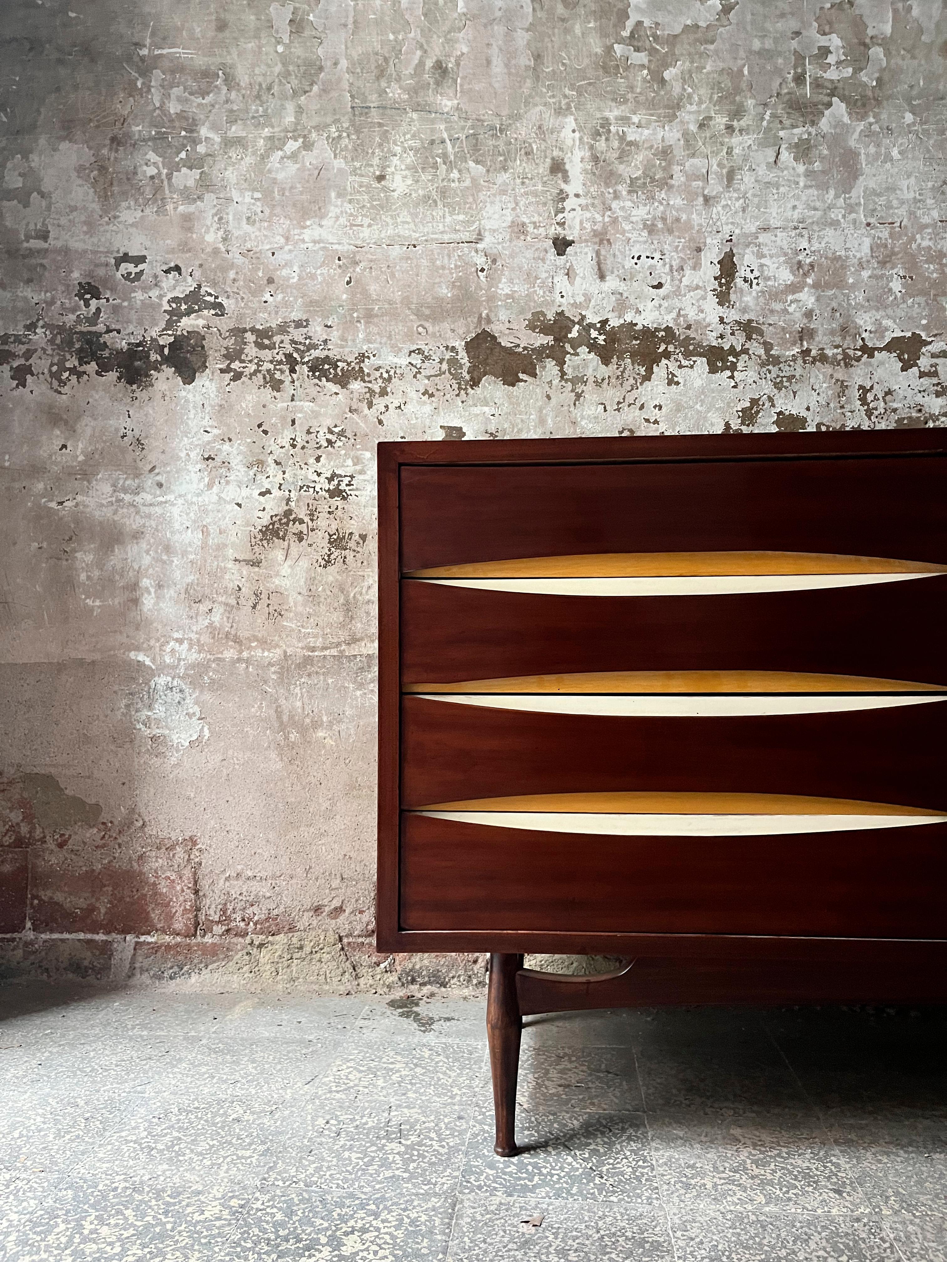 Cabinet, 1960s, Attributed to Arne Vodder In Good Condition For Sale In Barcelona, ES