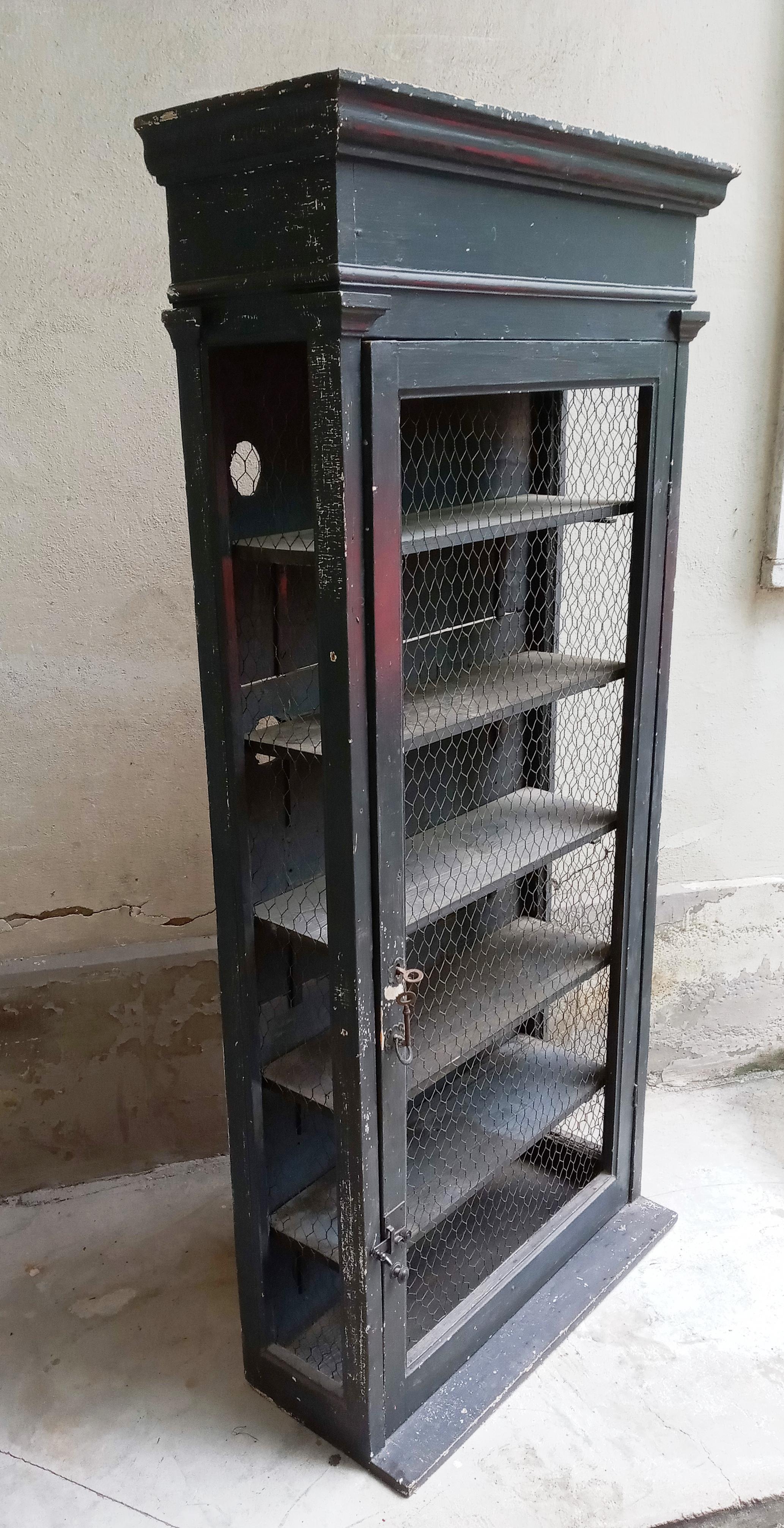 Cabinet Anni 20, Stile Inglese In Fair Condition For Sale In Felino, IT