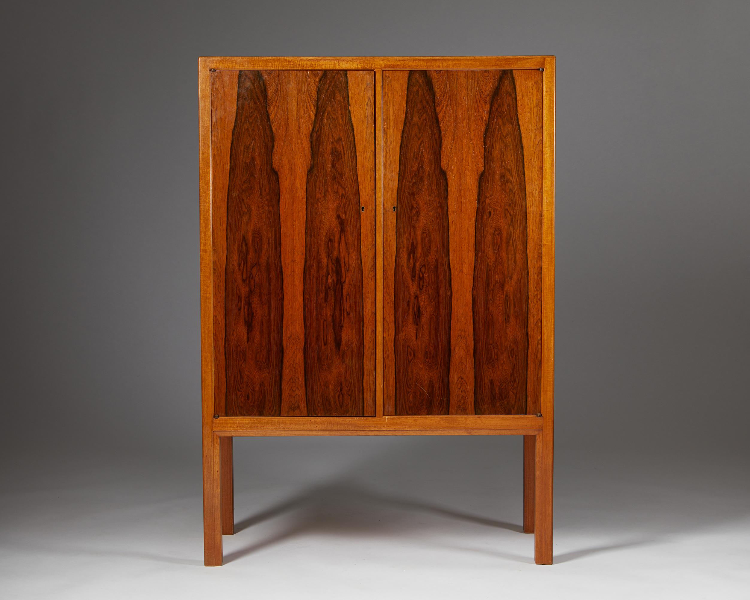 Mid-Century Modern Cabinet, Anonymous, Brazillian Rosewood and Mahogany, Sweden, 1950s For Sale
