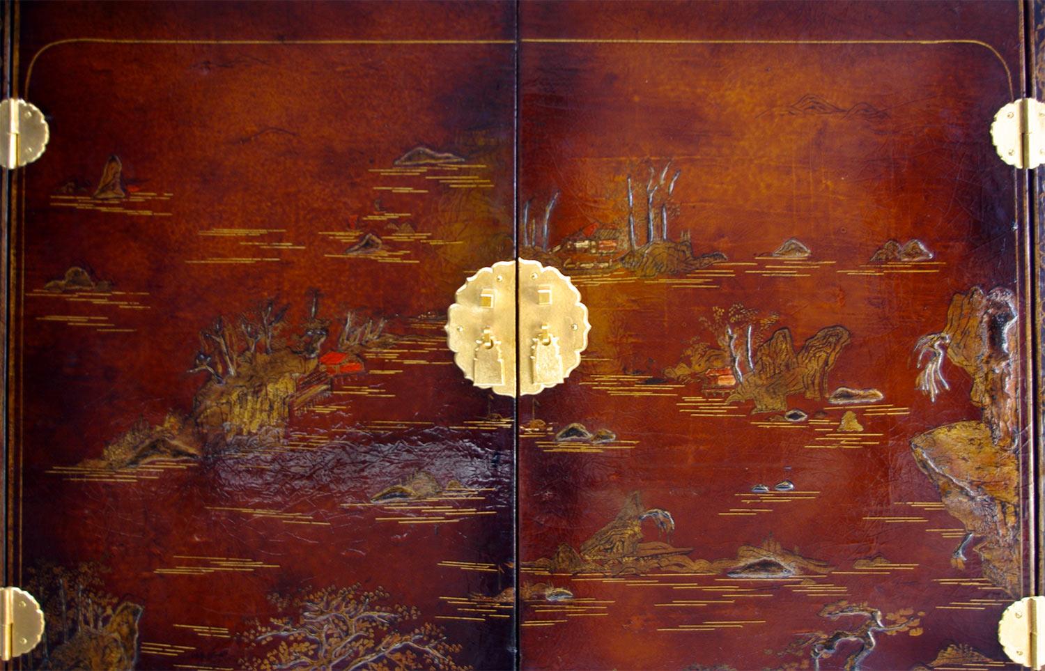 French Cabinet-Bar in Chinese Style Lacquer, 1950s
