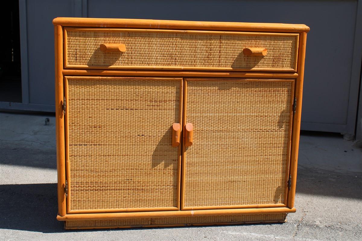 Buffet Caninet realizzato interamente a mano negli anni '50 in Italia, in bambù e rattan, cassetto.