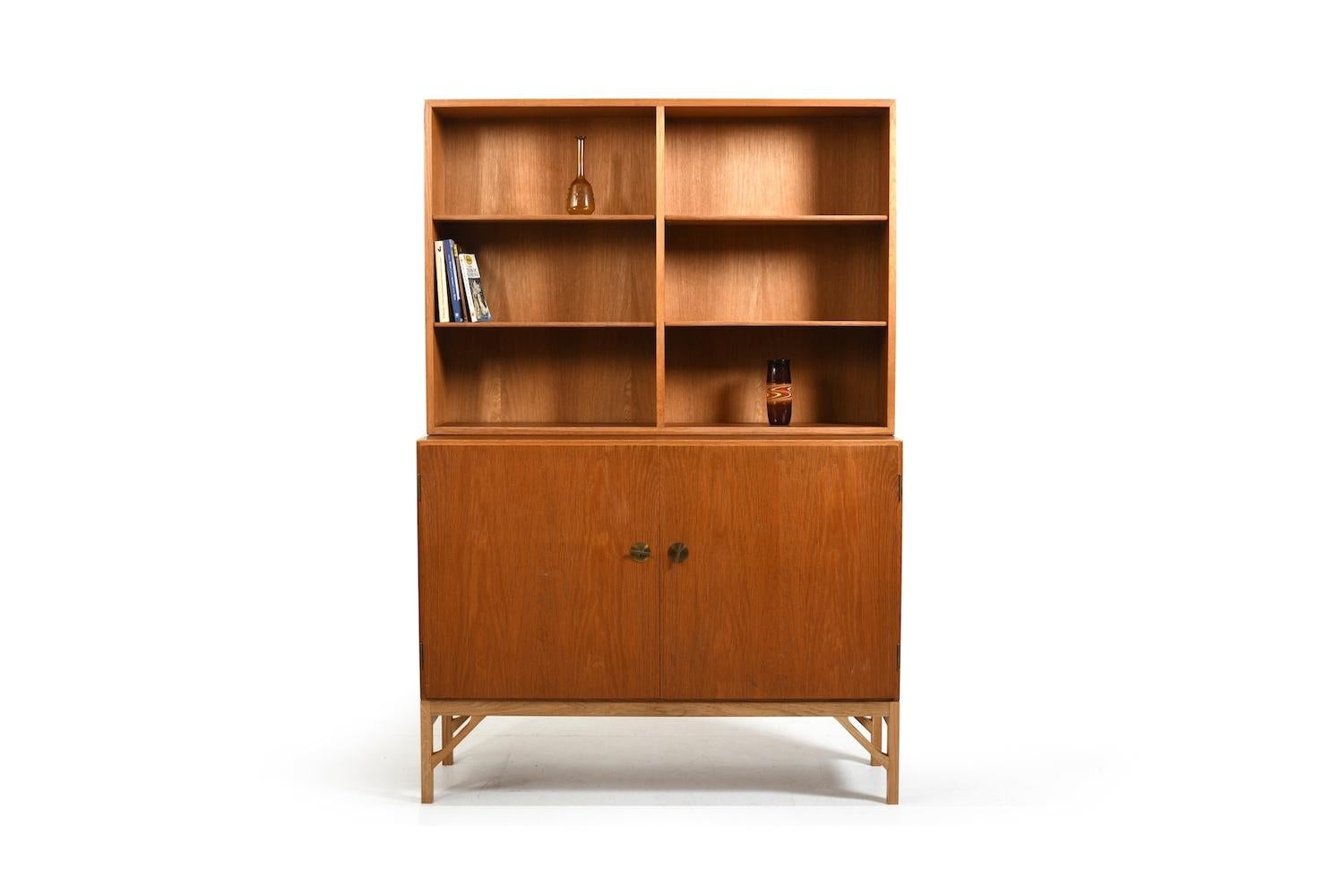 Cabinet, model no.232 with matching top shelf no.154 by Børge Mogensen for FDB Møbler. He designed his China Series in 1960s. Made in oak and produced 1960s.