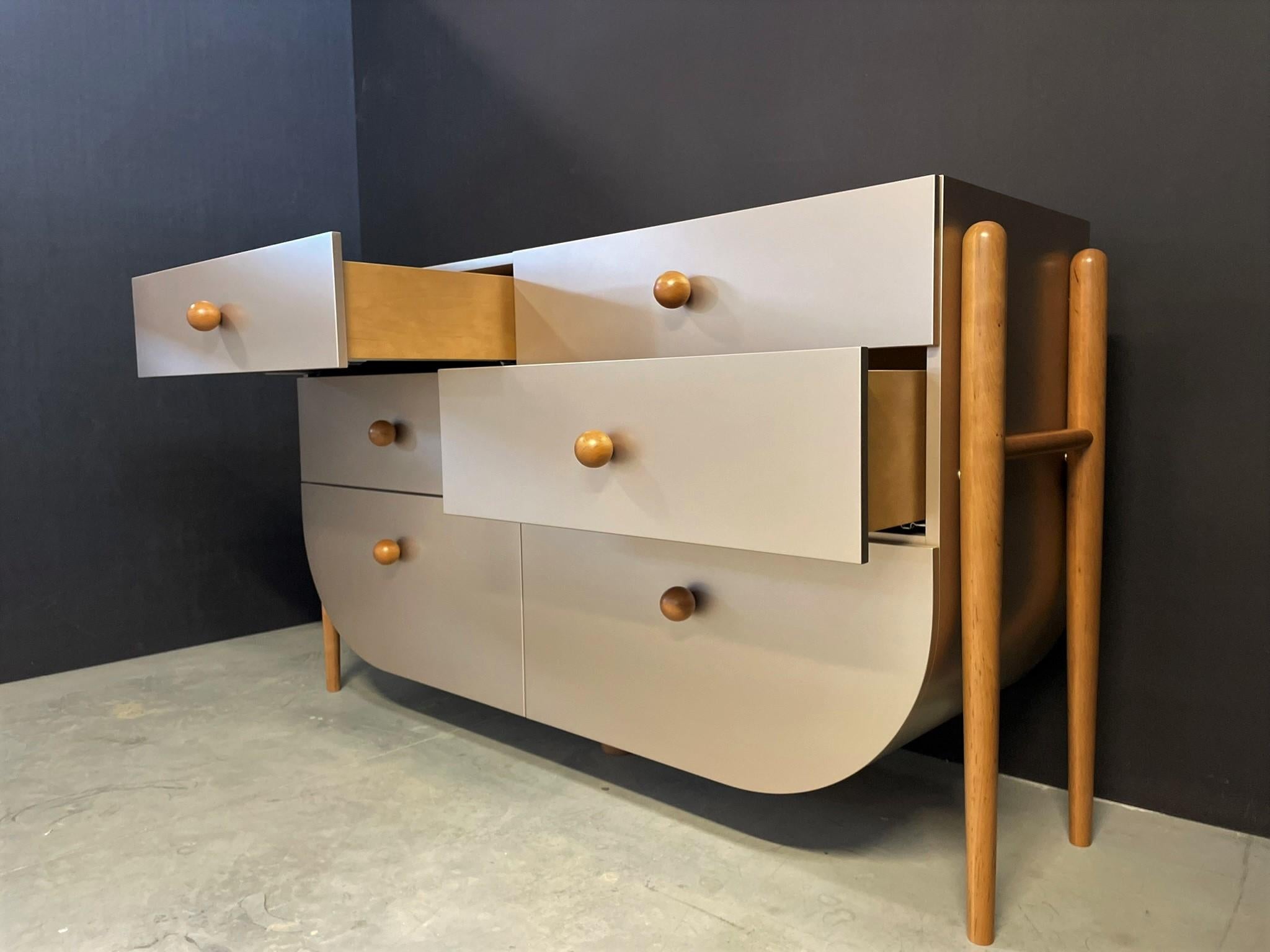 Moderne Cabinet d'Egli Design en vente