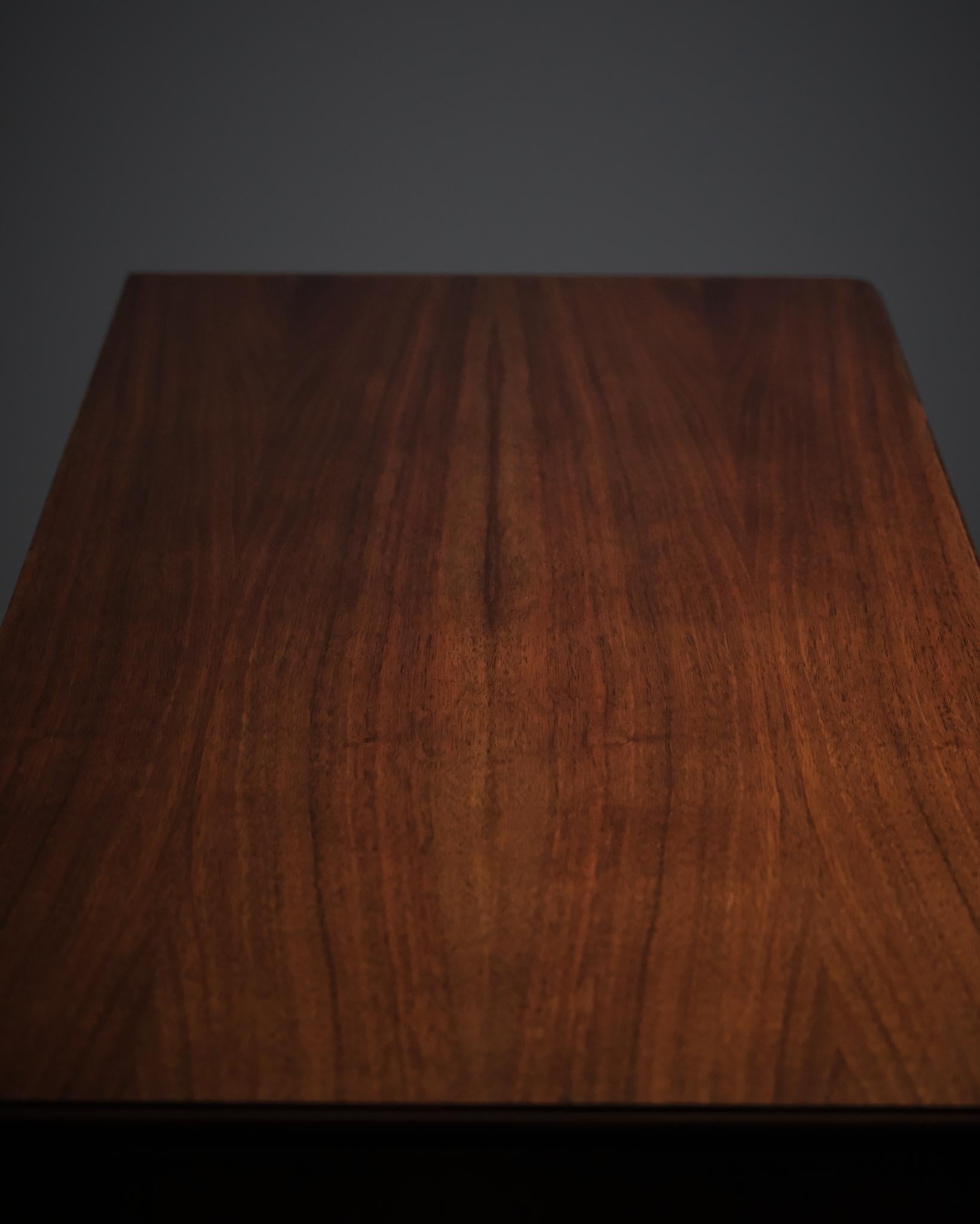 Cabinet by Eugen Höglund, Bildhuggarverkstad Vetlanda, Sweden, 1940s For Sale 2