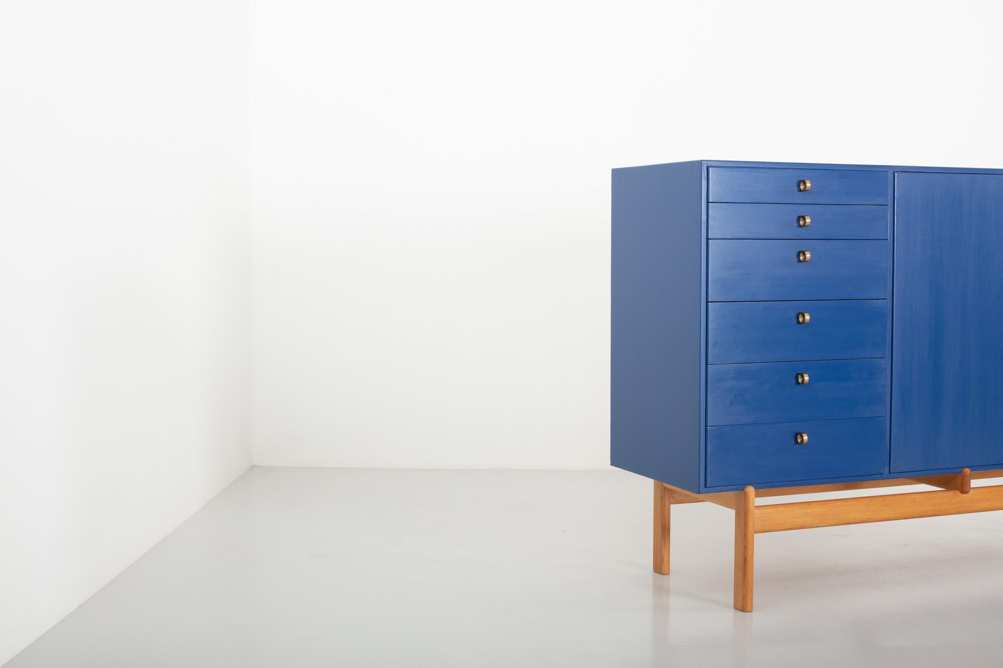 Blue cabinet by Tove & Edvard Kindt Larsen
for Seffle Möbelfabrik, Sweden, 1960s.