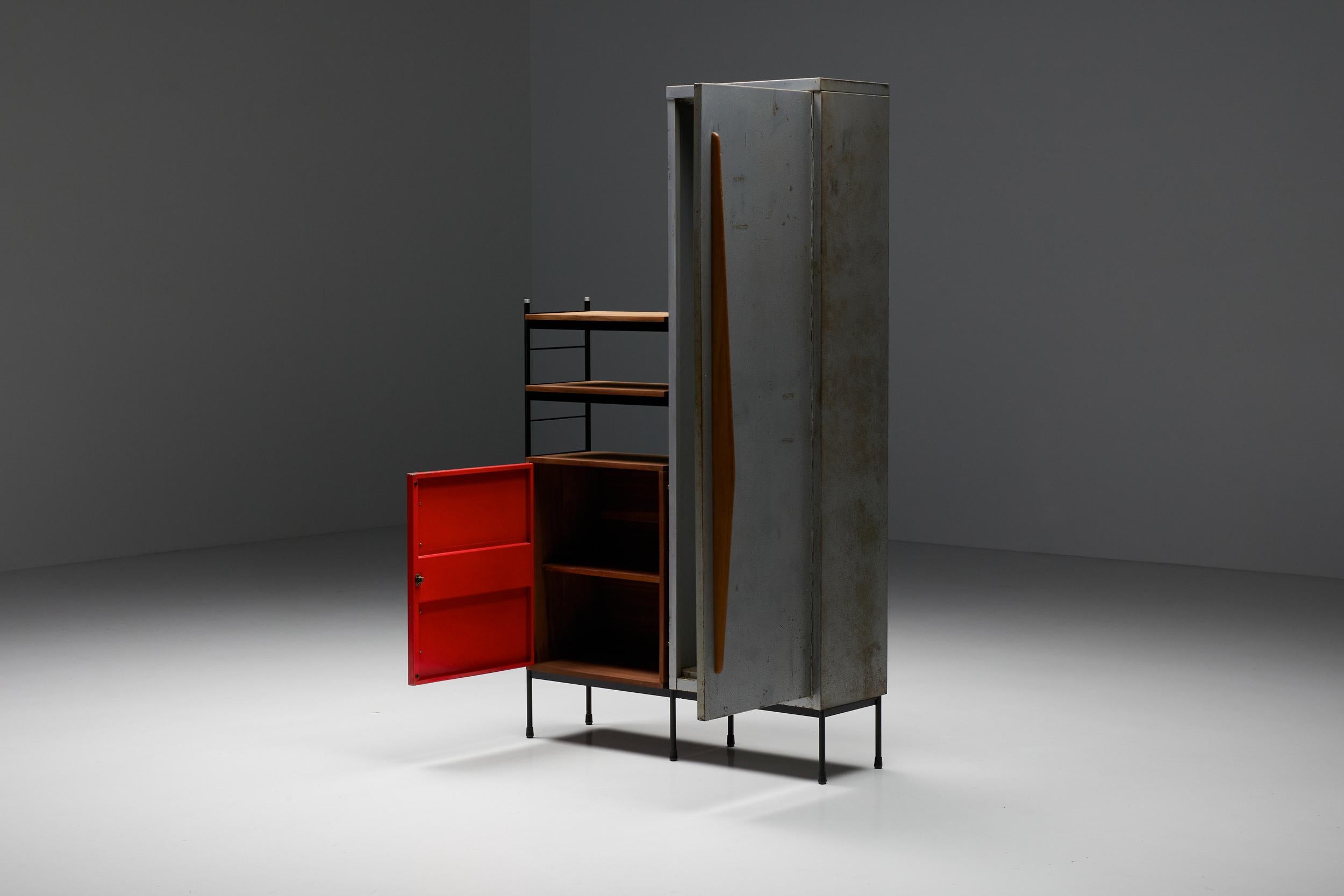 Cabinet by Willy Van der Meeren & Eric Lemesre for Tubax, 1950's In Excellent Condition For Sale In Antwerp, BE