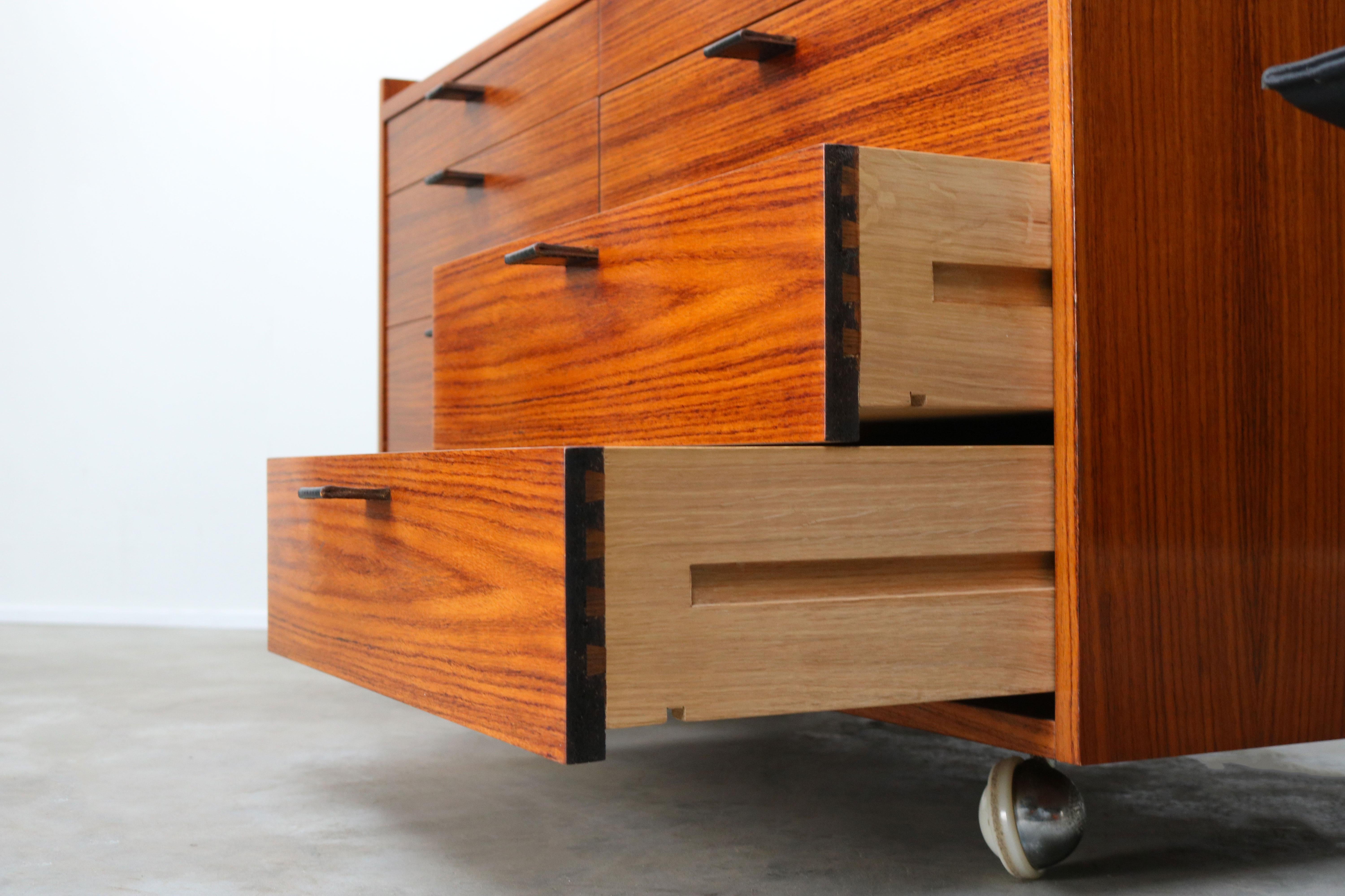 Cabinet / Chest of Drawers in Rosewood by Florence Knoll for De Coene, 1960s 1
