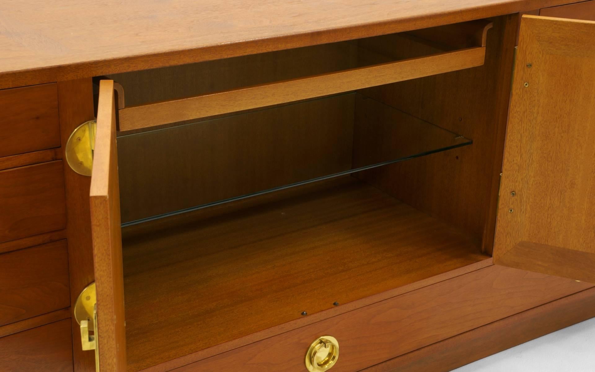 Cabinet / Credenza by Edward Wormley, Brass and Mahogany.  Excellent Condition. In Excellent Condition In Kansas City, MO