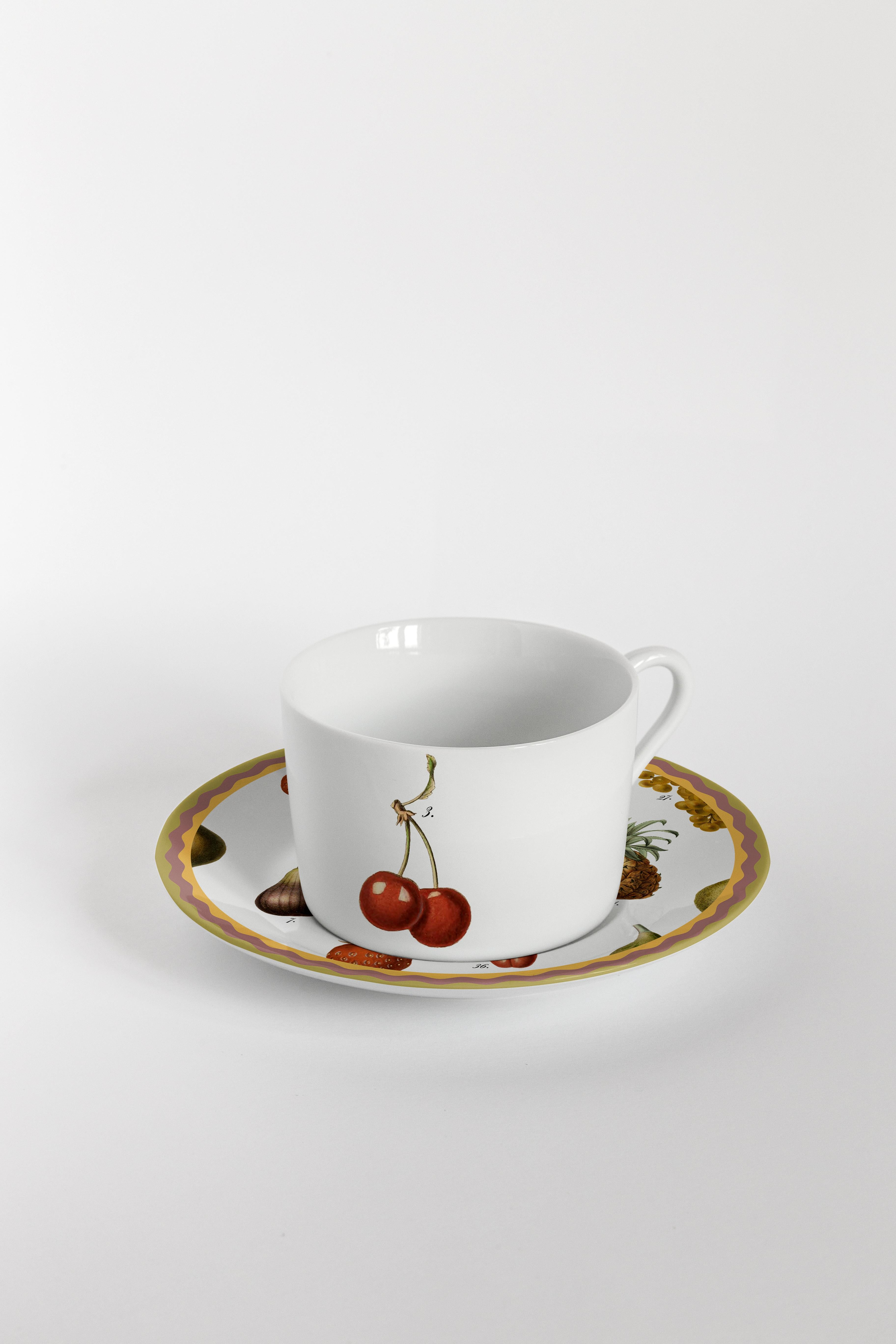 Six tasses à thé et assiettes décorées contemporaines de curiosités de meuble de rangement Neuf - En vente à Milano, Lombardia