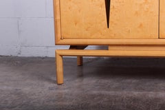 Kabinett entworfen von Edmund Spence