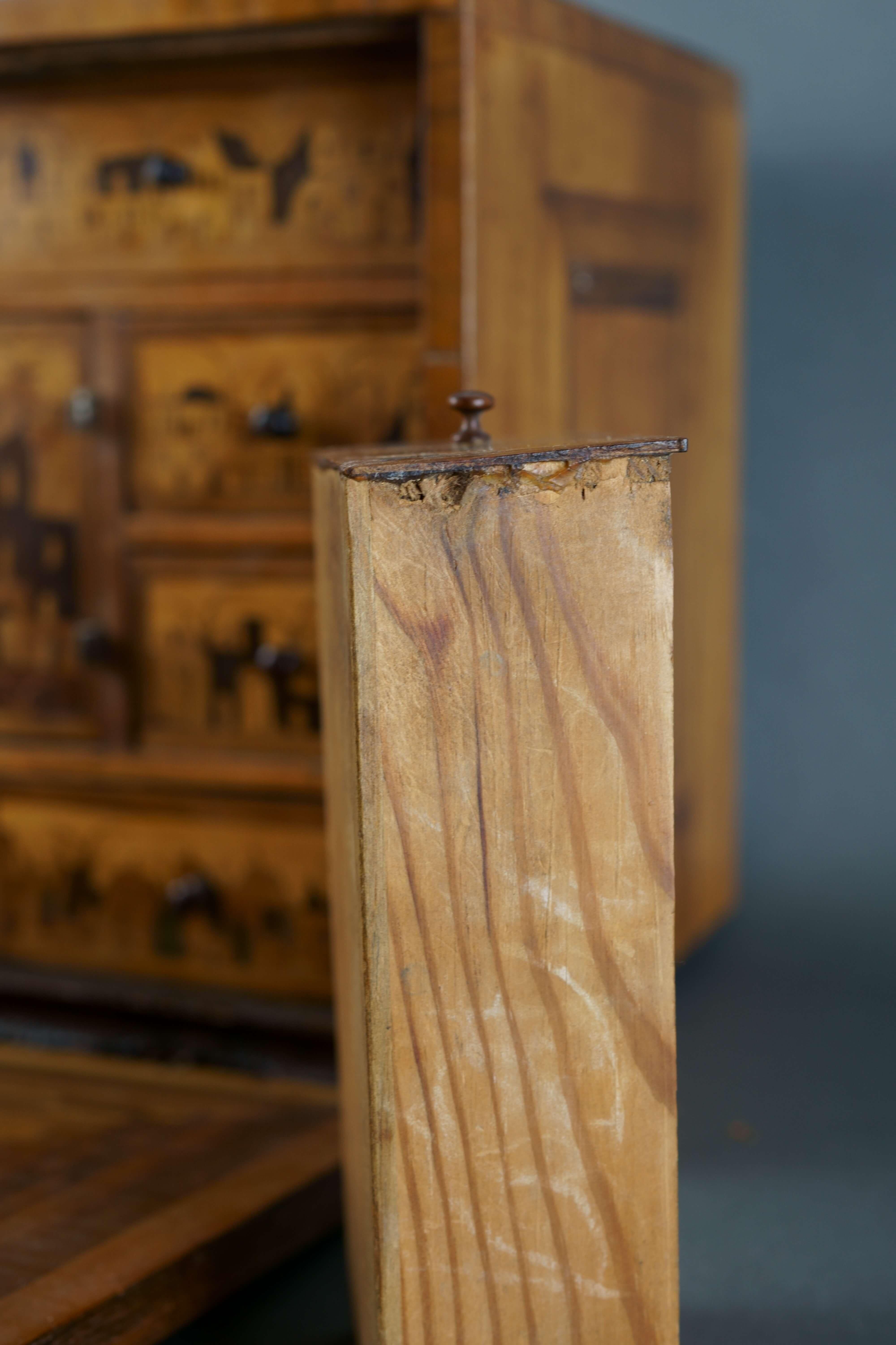 Augsburgo Gabinete Siglo XVII Alta Edad Incrustación Wunderkammer Hierro Grabado Madera en venta