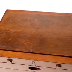 Mobiletto / Tavolino di Gianfranco Frattini per Bernini, anni '50