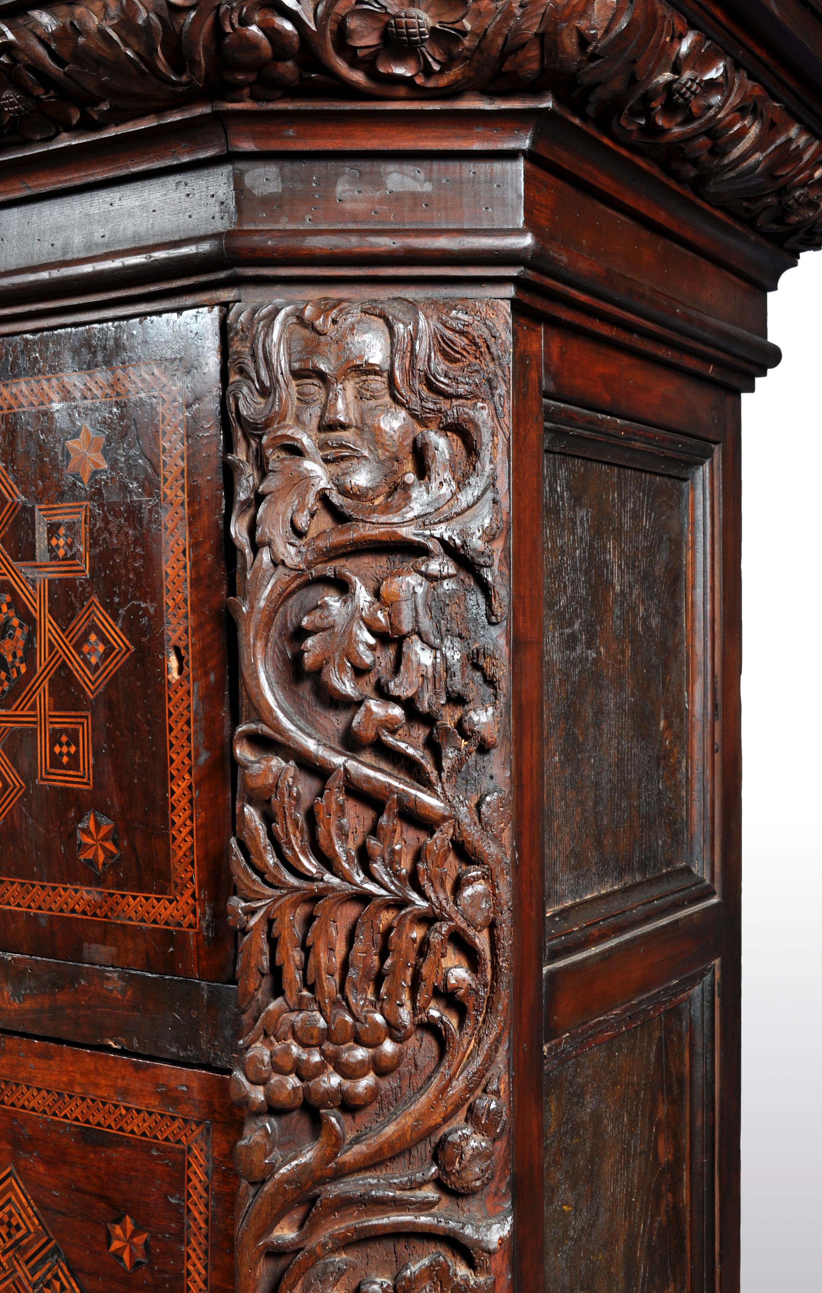 Antique Cabinet de Manuscrit Royal Flamand / Hollandais en marqueterie de noyer:: vers 1680 en vente 6