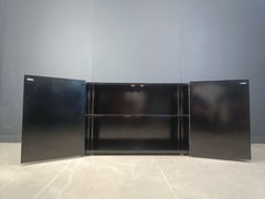 Armoire en stratifié noir et chrome par Mario Sabot, années 1980