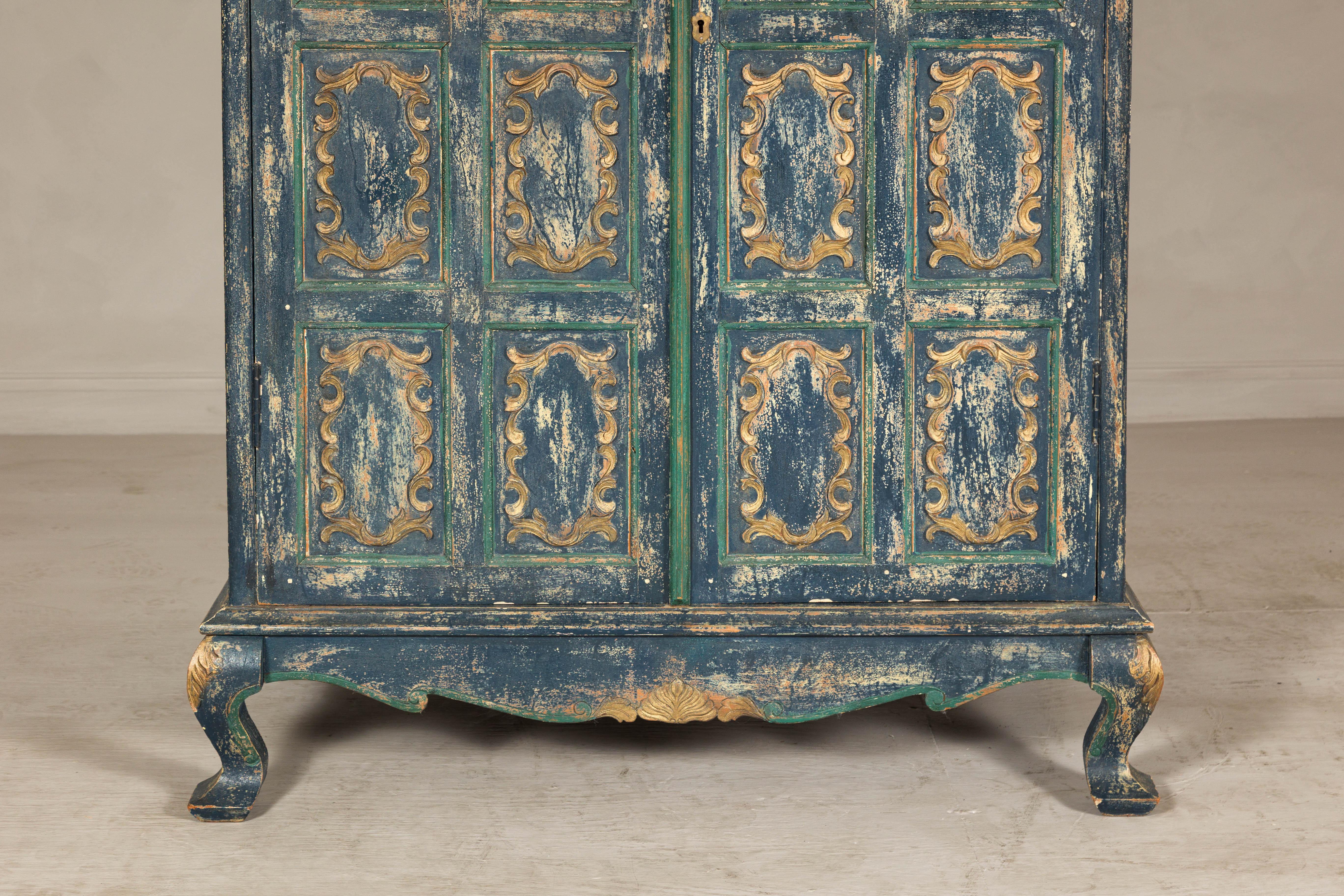 Cabinet in Blue Patina with Carved Doors and Cabriole Legs For Sale 6
