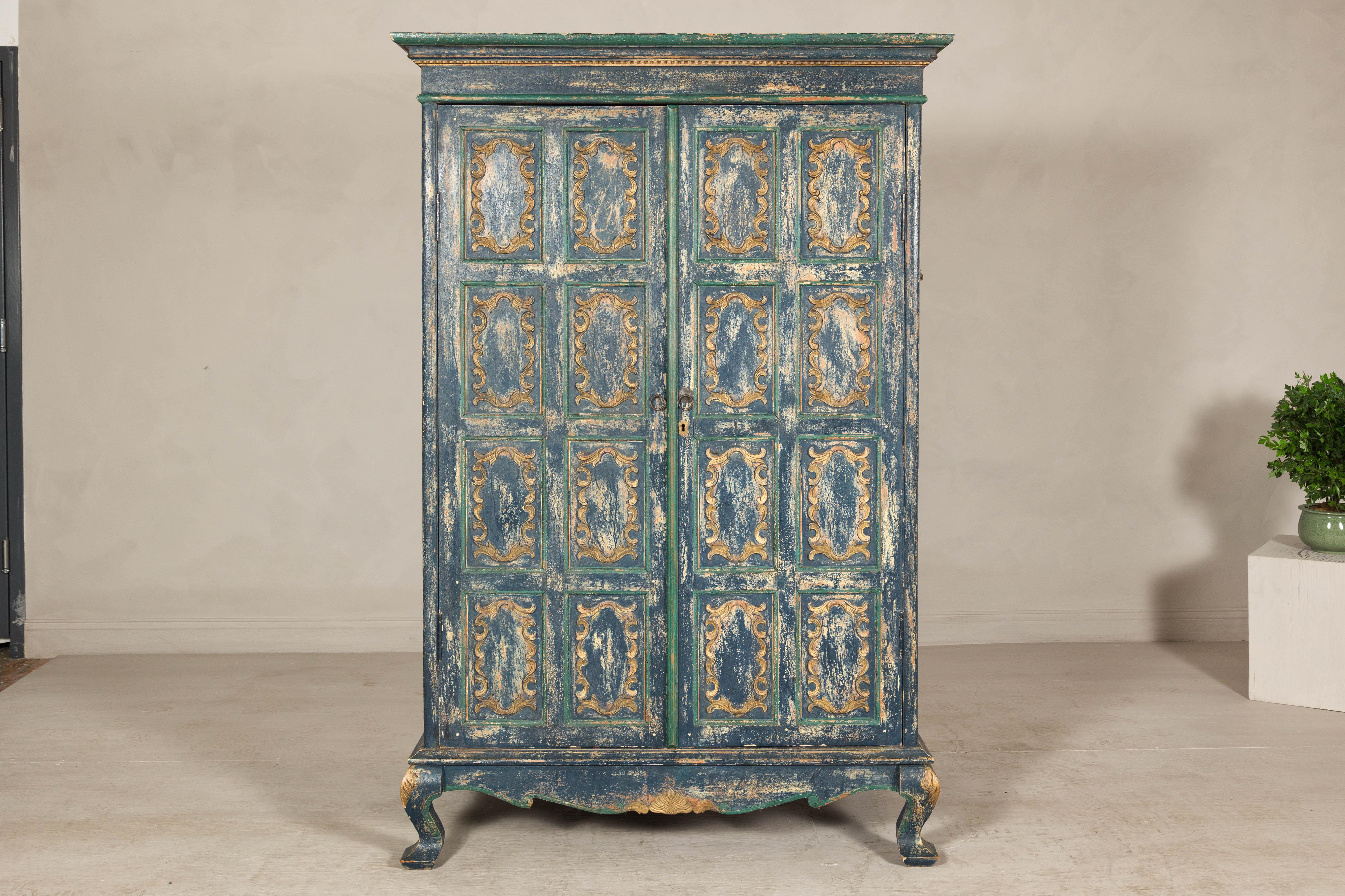 Cabinet in Blue Patina with Carved Doors and Cabriole Legs For Sale 8