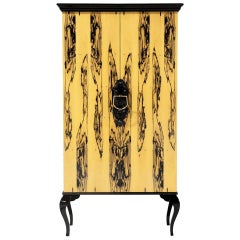 Cabinet in Ebony Royal