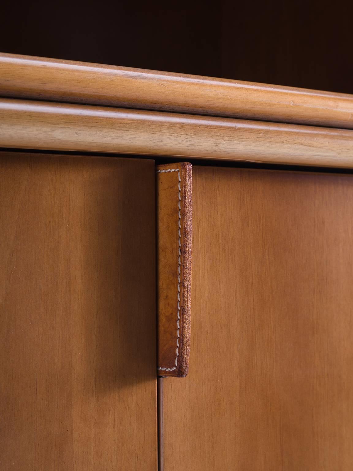 Cabinet in Leather and Italian Walnut 4