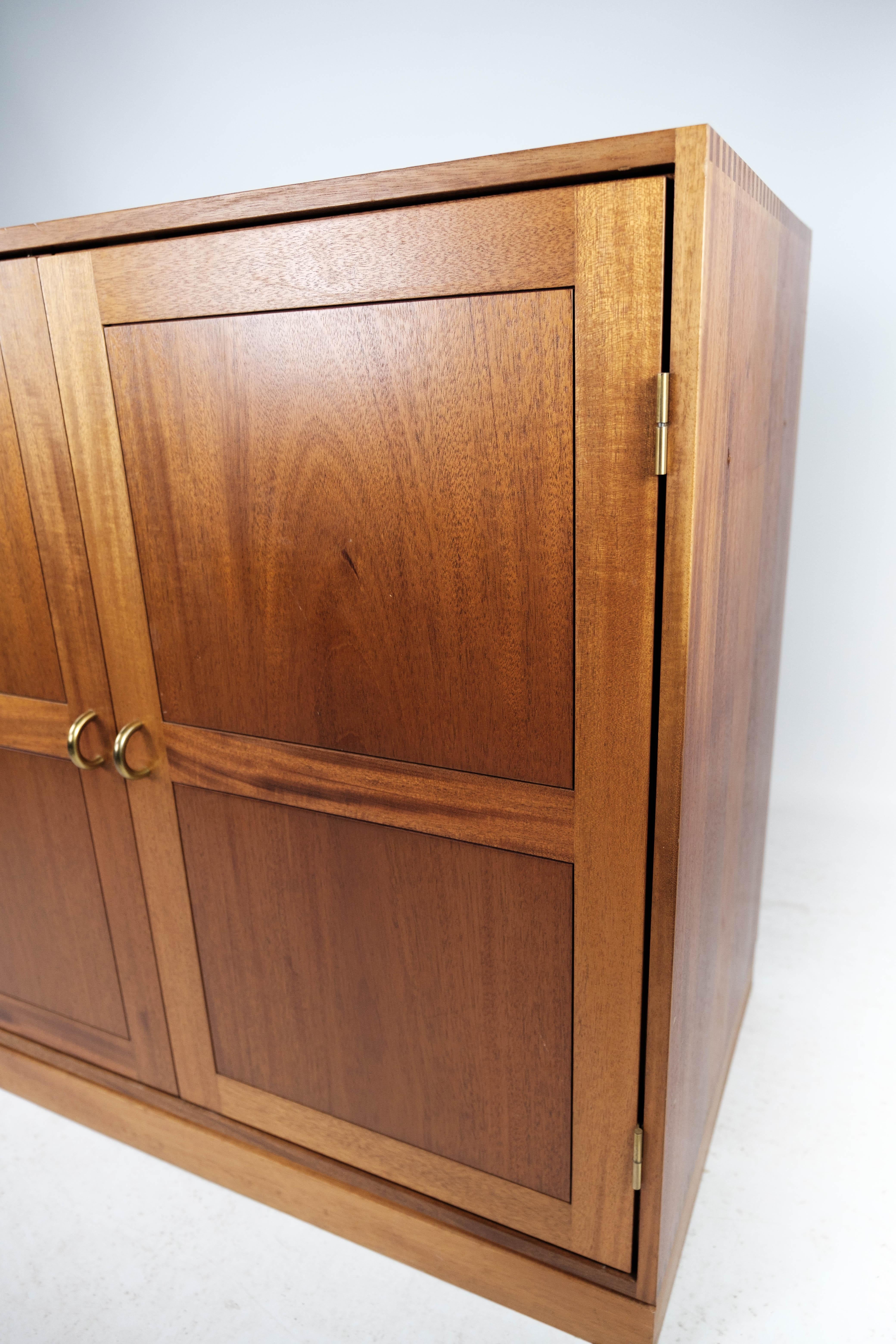 Cabinet in Light Mahogany of Danish Design by Søborg Furniture, 1960s In Good Condition For Sale In Lejre, DK