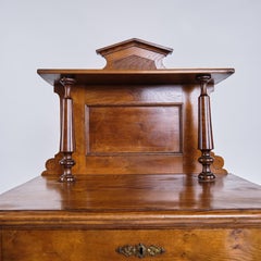 Cabinet In Mahogany With Decoration & Round Legs From 1880