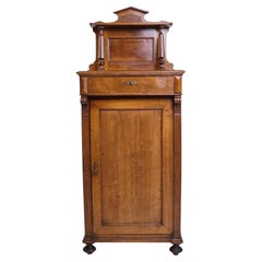 Antique Cabinet In Mahogany With Decoration & Round Legs From 1880