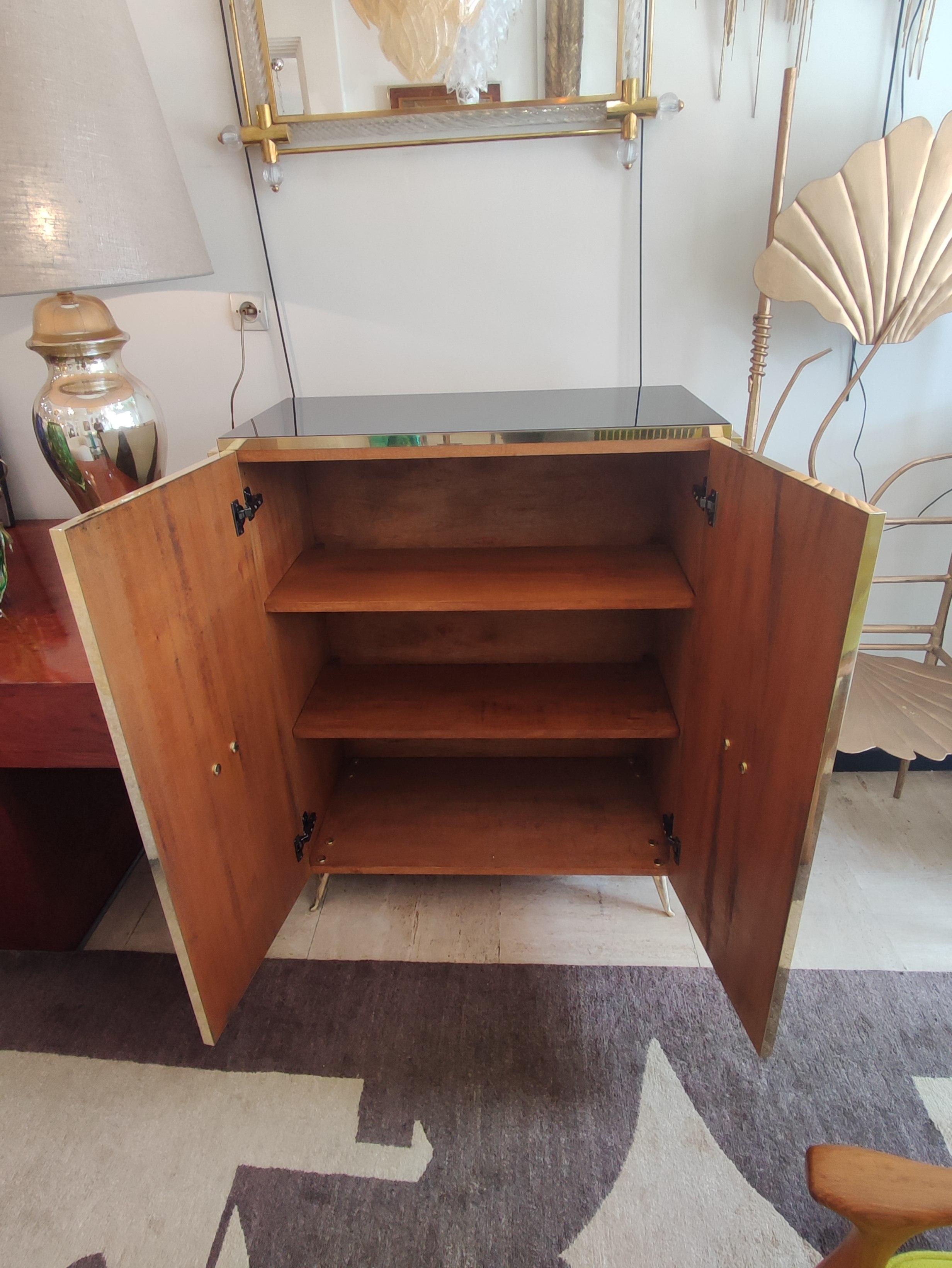 Cabinet in Mirror and Brass For Sale 5