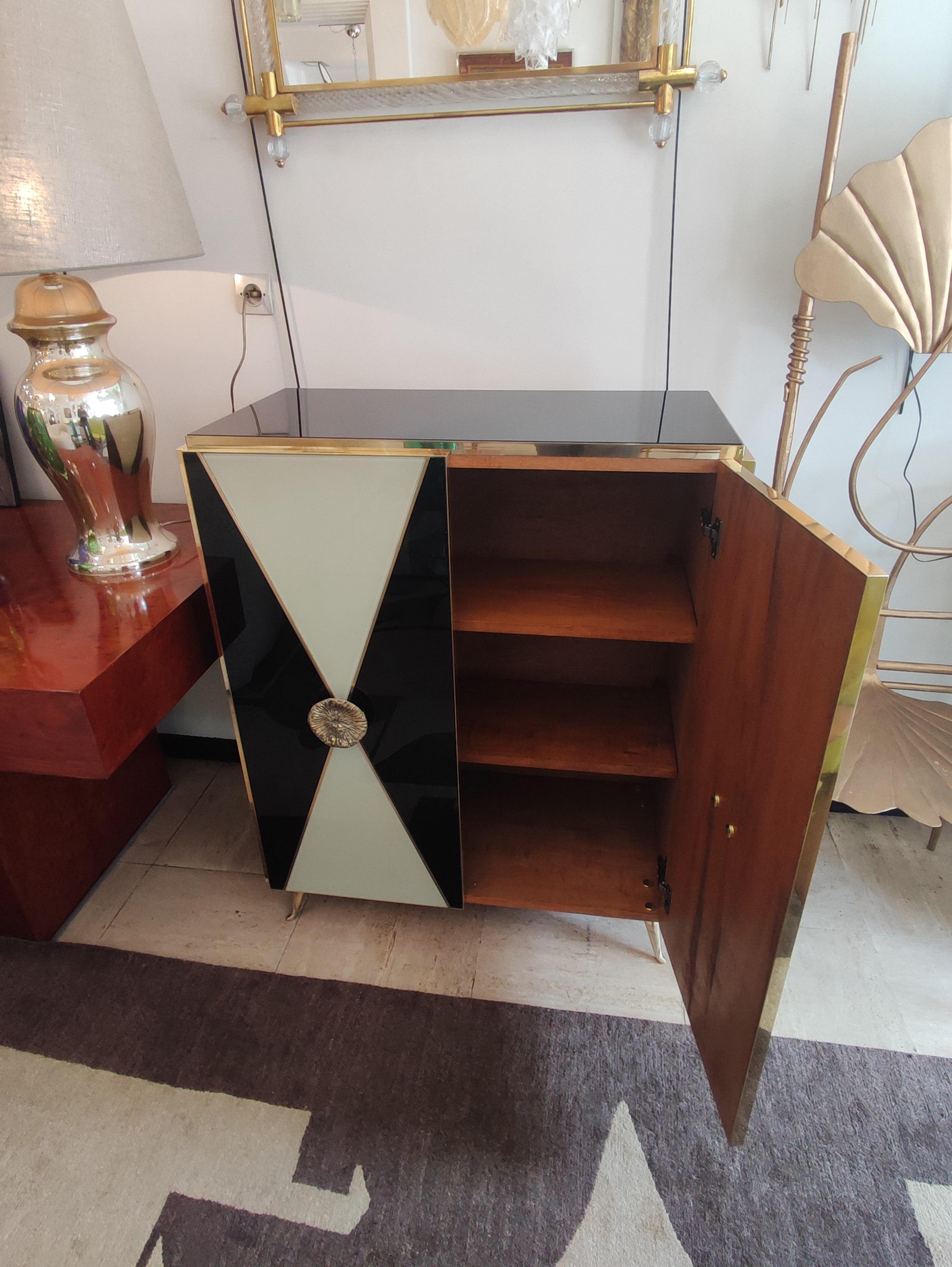 Cabinet in Mirror and Brass For Sale 7