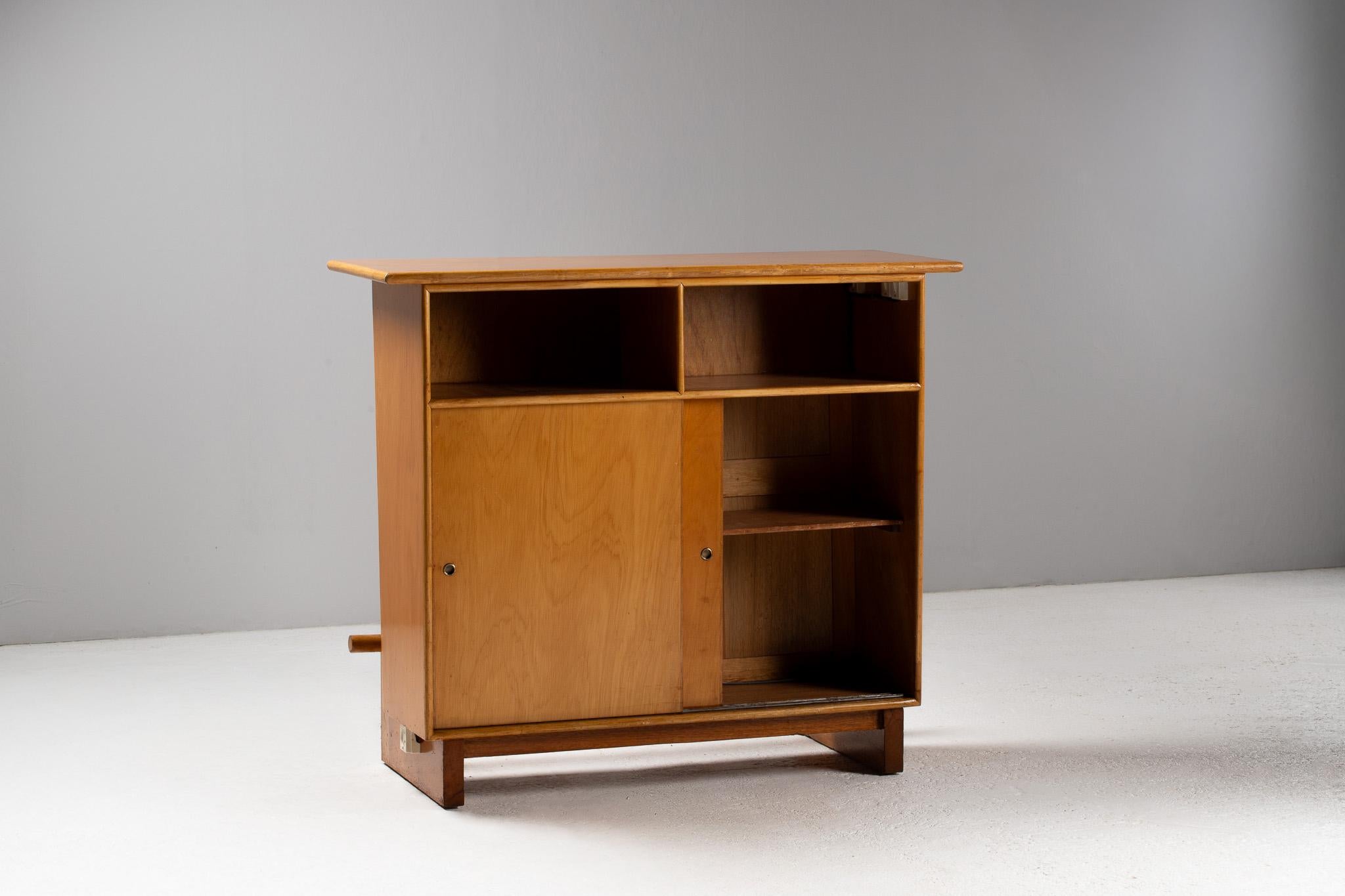 Schrank aus Stroh-Marketerie und Holz, Frankreich, 1950er Jahre im Angebot 4