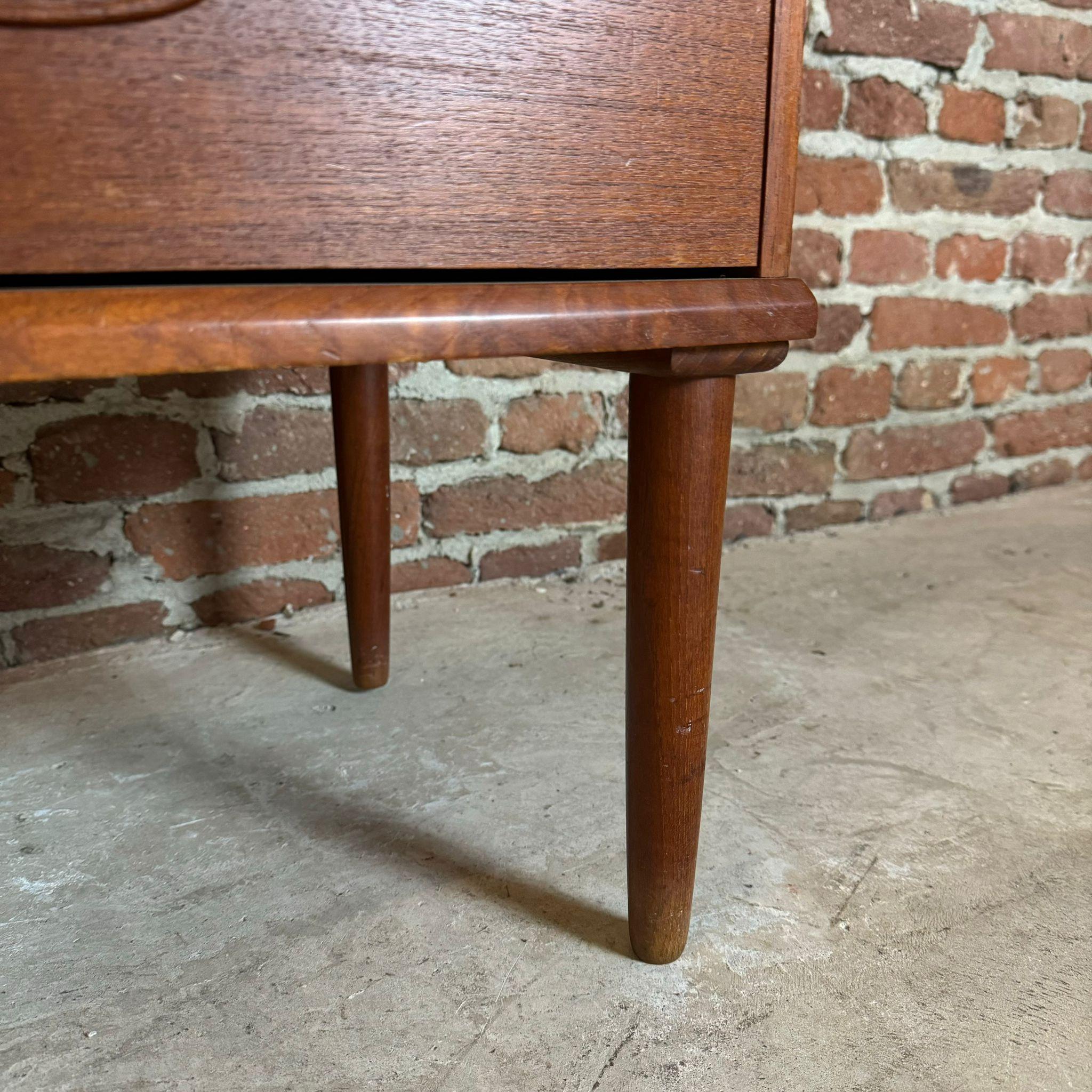 Milieu du XXe siècle Armoire en teck, Danemark 1960 en vente