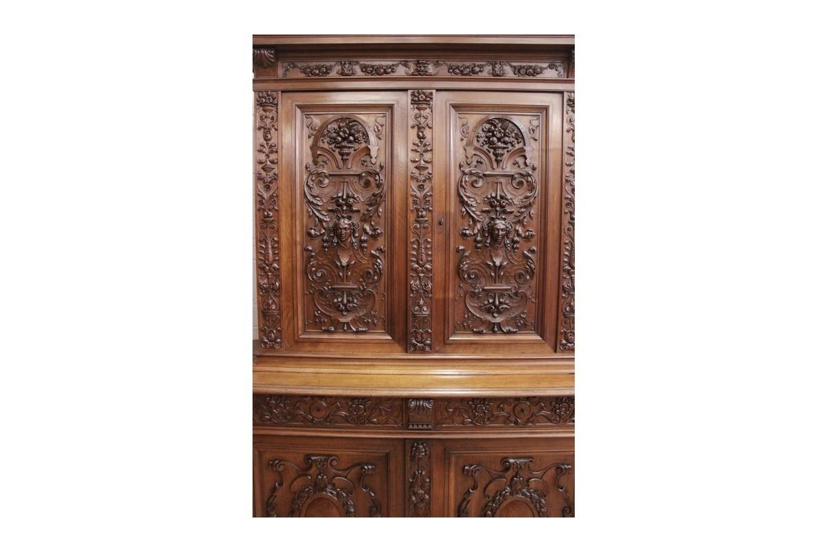 French Cabinet in the Renaissance Style, France, 1870 For Sale