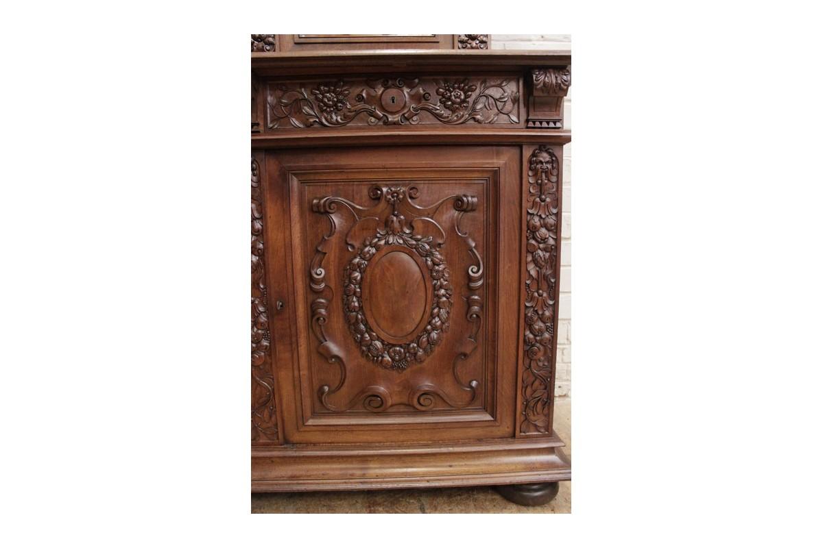 Cabinet in the Renaissance Style, France, 1870 For Sale 1