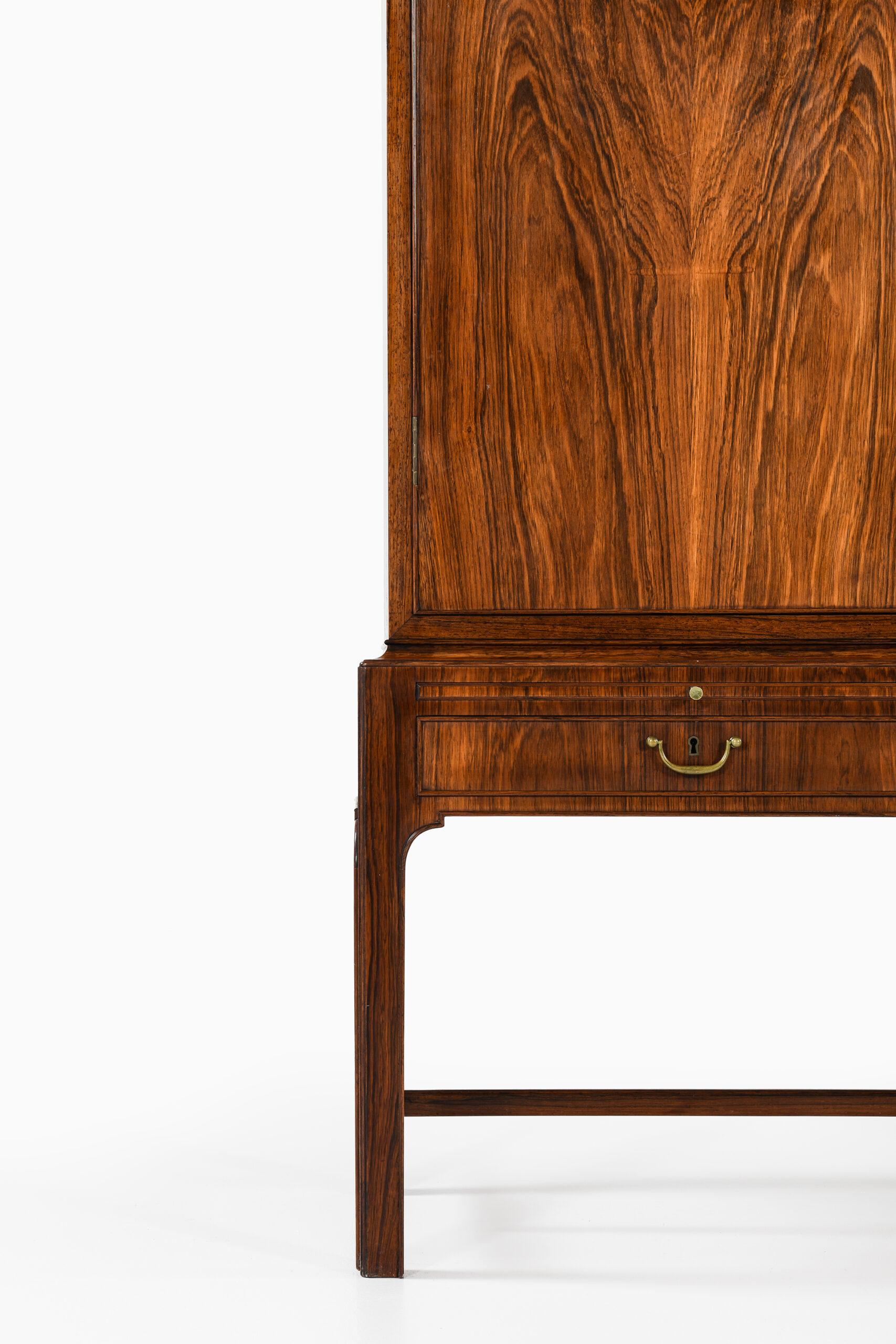Very rare master cabinet in the style of Kaare Klint. Produced by cabinetmaker C.B. Hansen in Denmark.