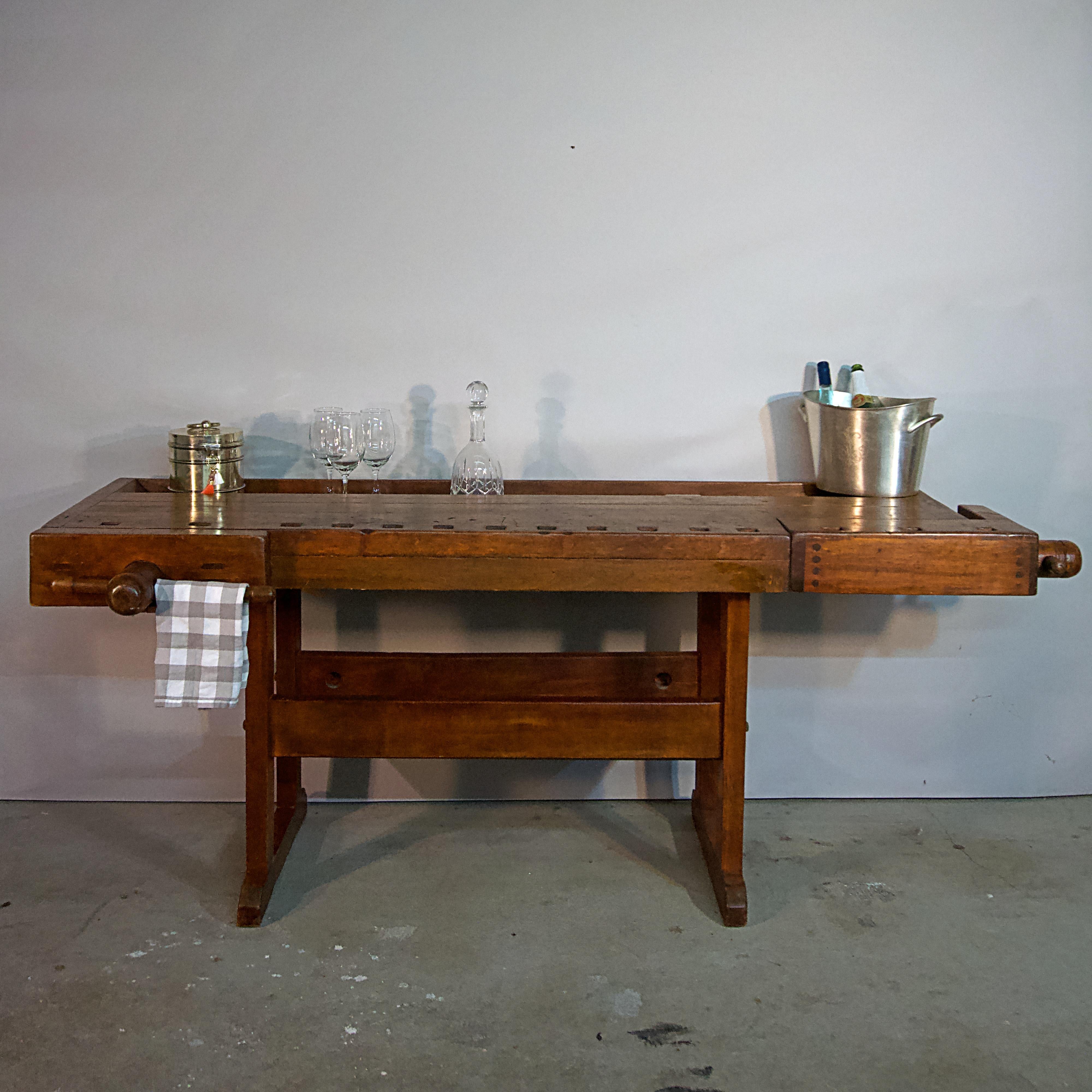 Work Bench von Cabinet Makers, als Sideboard, Serviertisch oder Bar (American Arts and Crafts) im Angebot