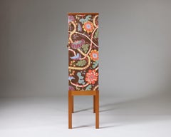 Armadio 'Model 522' progettato da Josef Frank per Svenskt Tenn