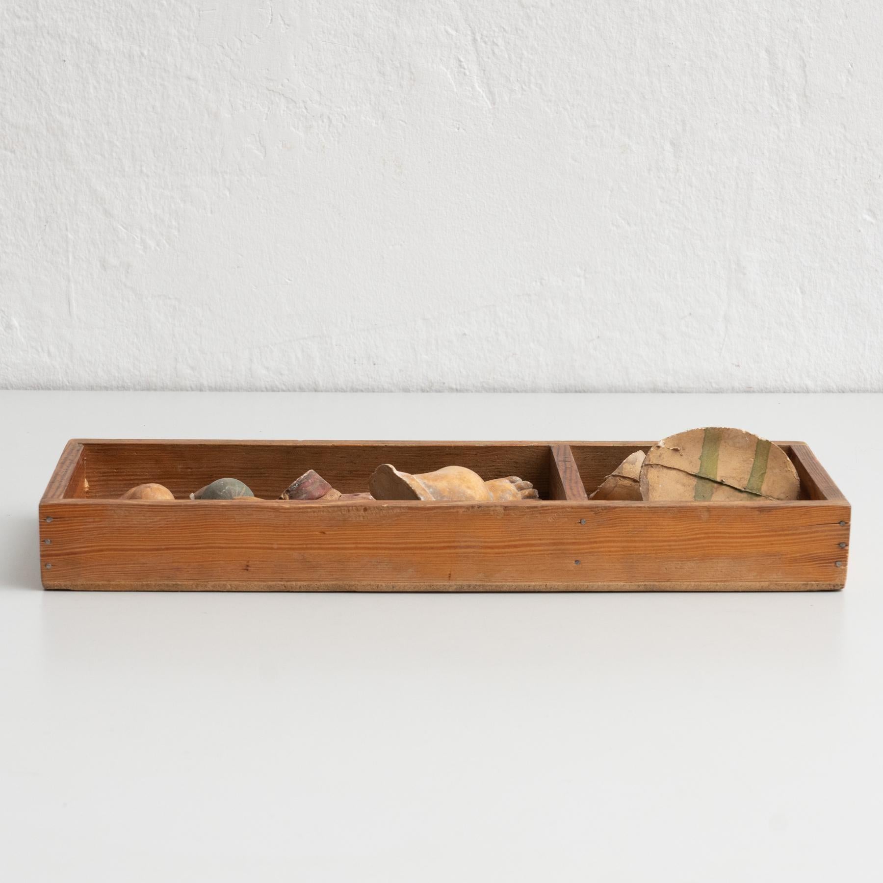 Cabinet de curiosités Tiroir Sculpture d'art, circa 1950 en vente 8